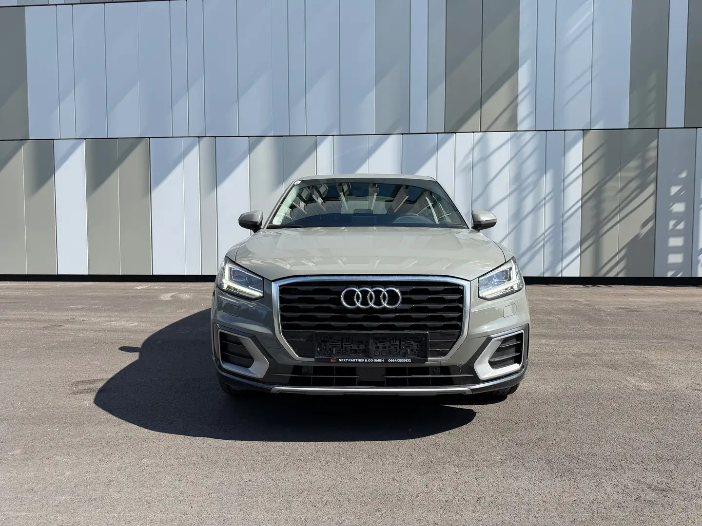 Audi Q2 design ultra Grau - 1