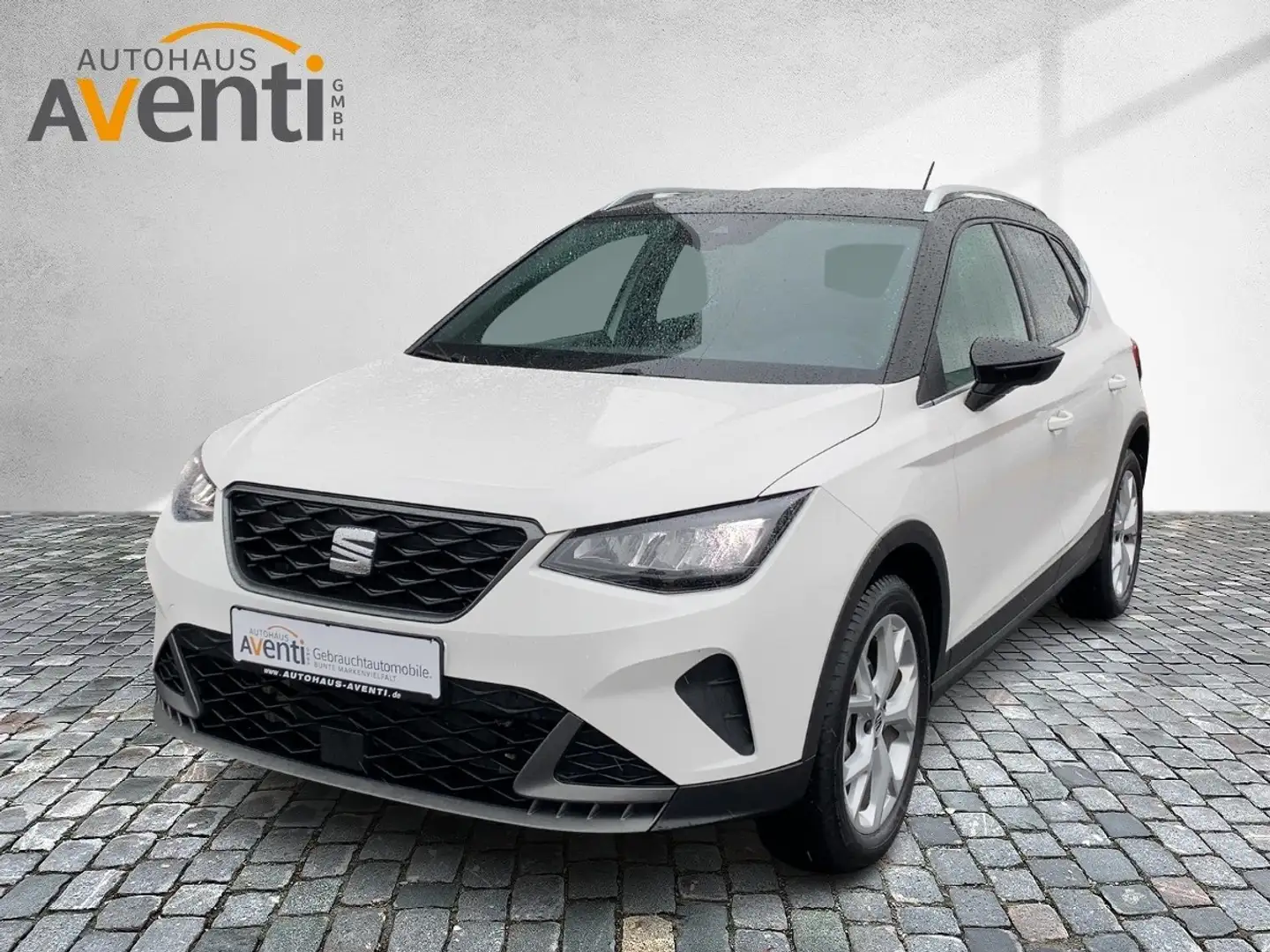 SEAT Arona FR *LED*Navi*W-Paket*Apple*Laane Asssist* Weiß - 2