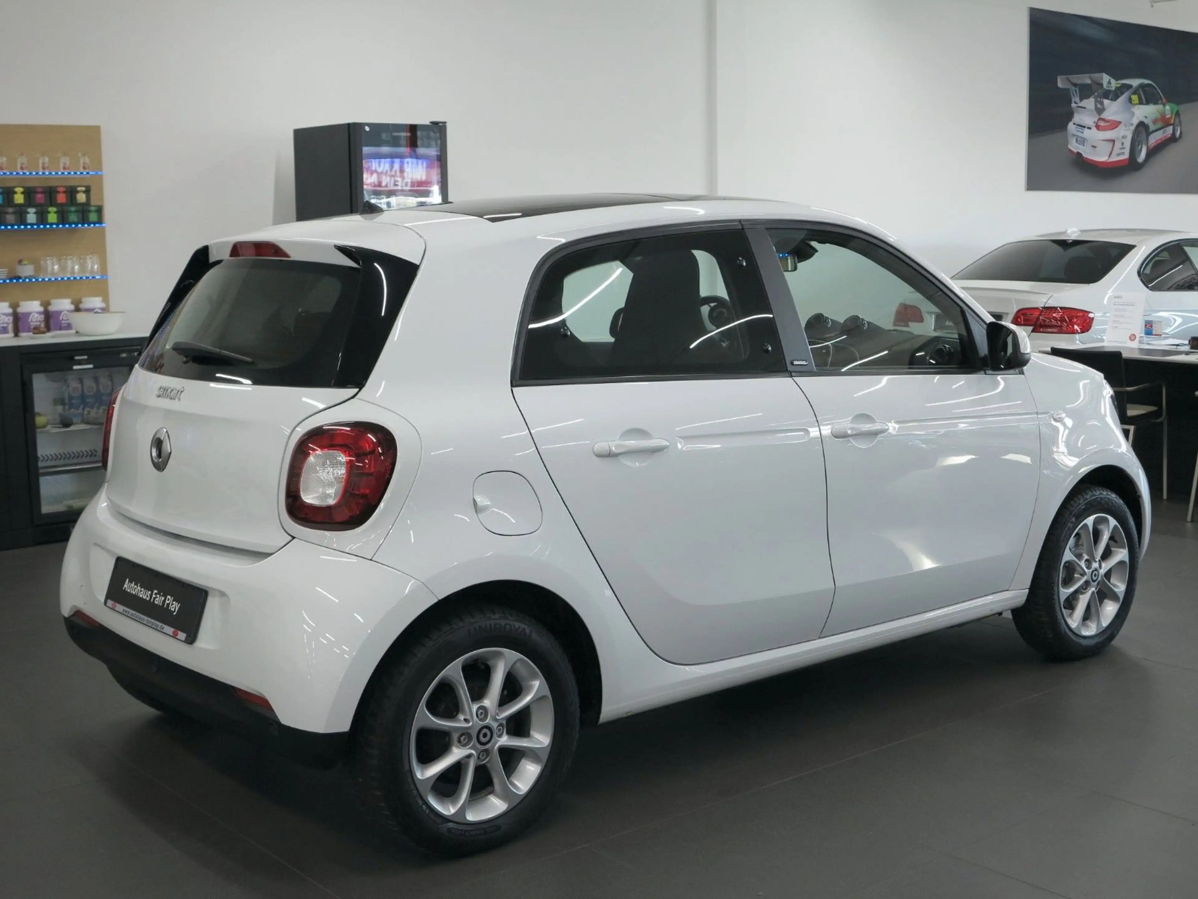 smart forFour Passion NAVI/SHZ/PDC/PANO/U-FREI/TOP — photo 4