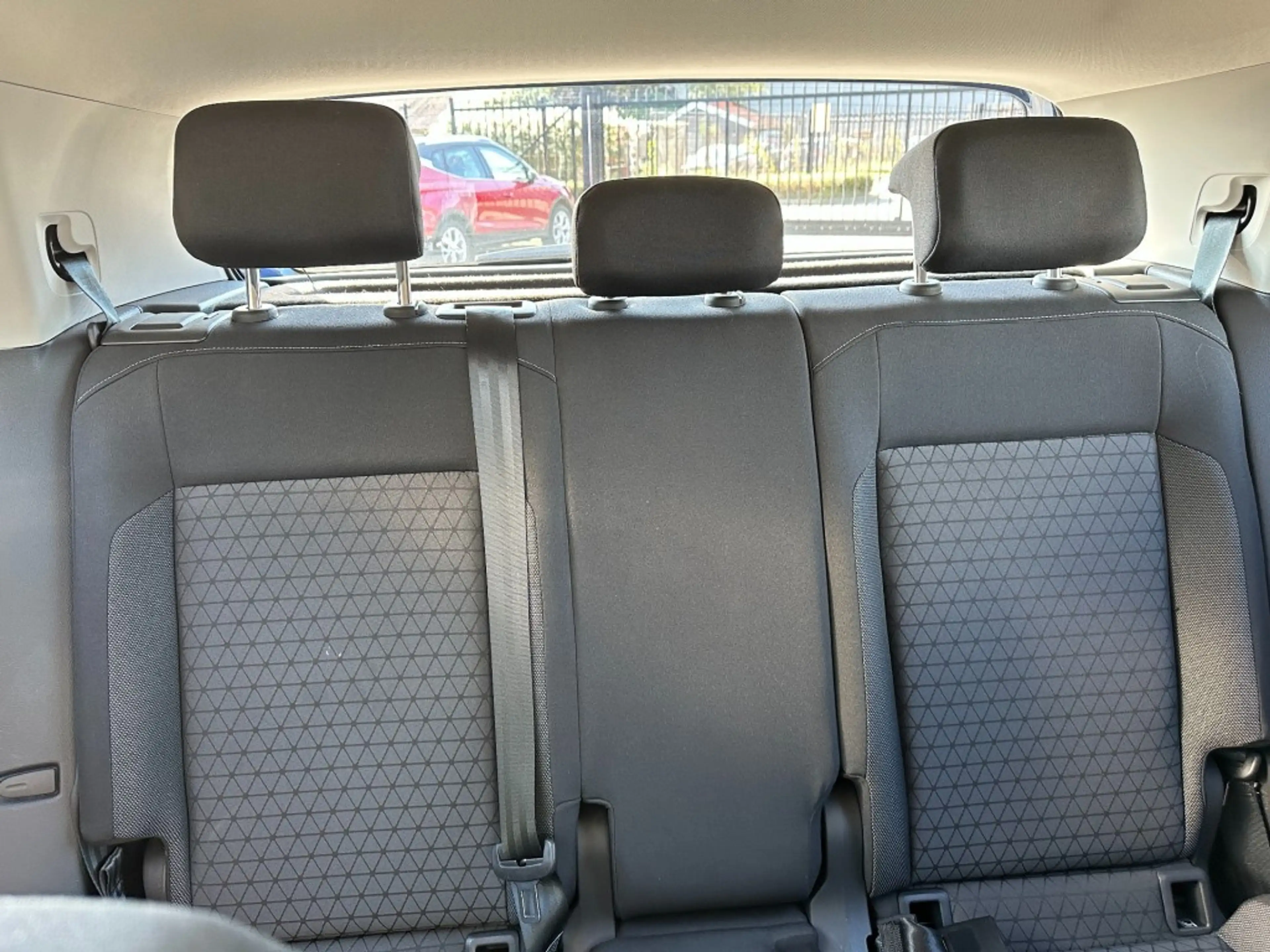 Volkswagen T-Cross 1.0 TSi Life Navi. Camera Apple-CarPlay stoelverw. — photo 36