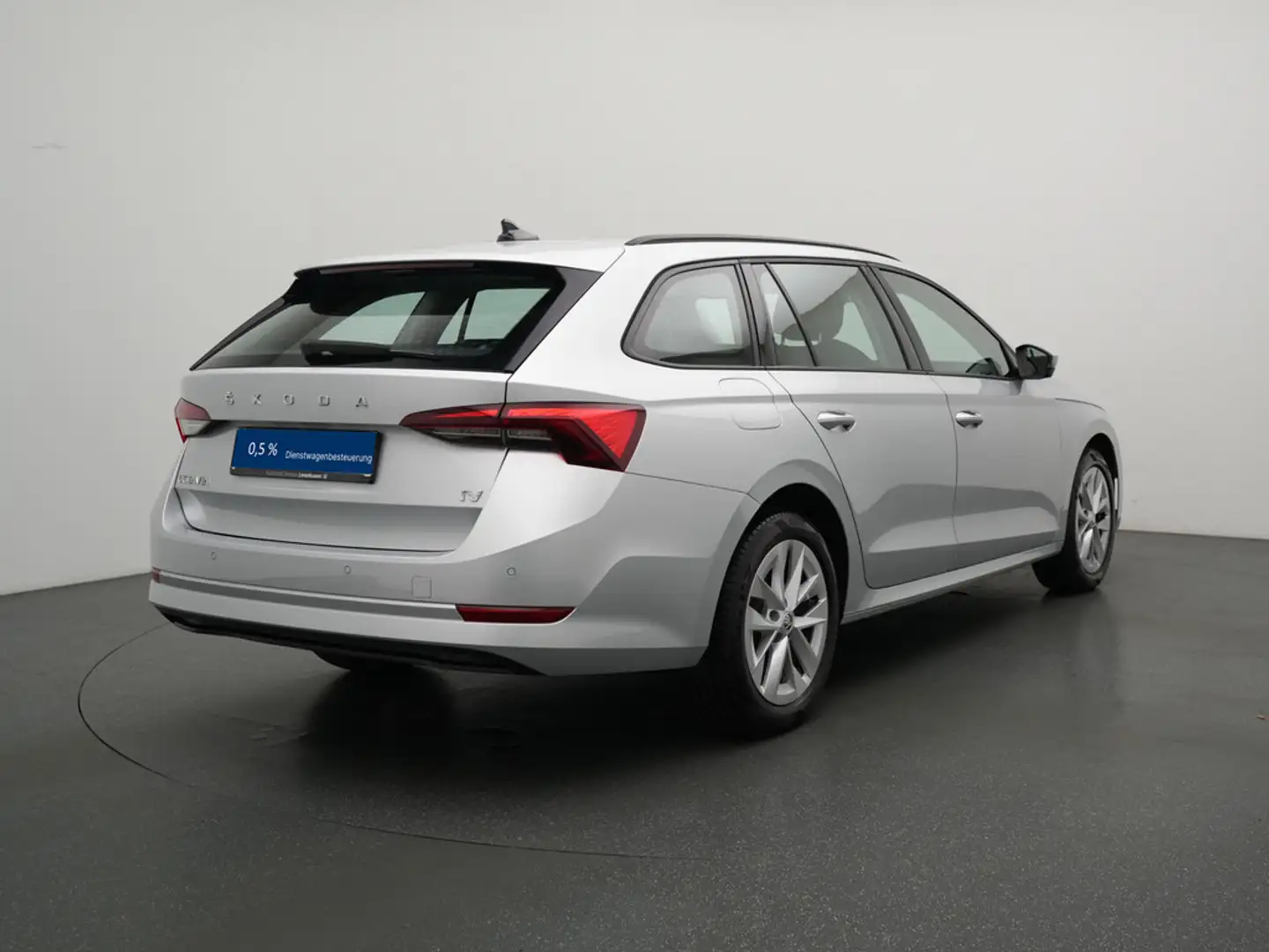 Skoda Octavia Combi Ambition iV VIRT CARPLAY AHK Silber - 2