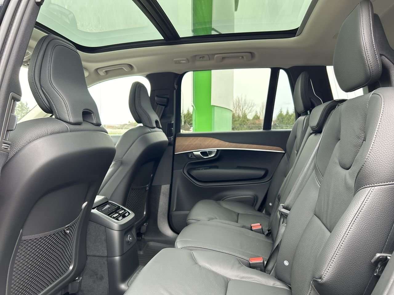 2024 Volvo XC90 Core Bright Theme Local One-Owner | Accident-Free thumb 31