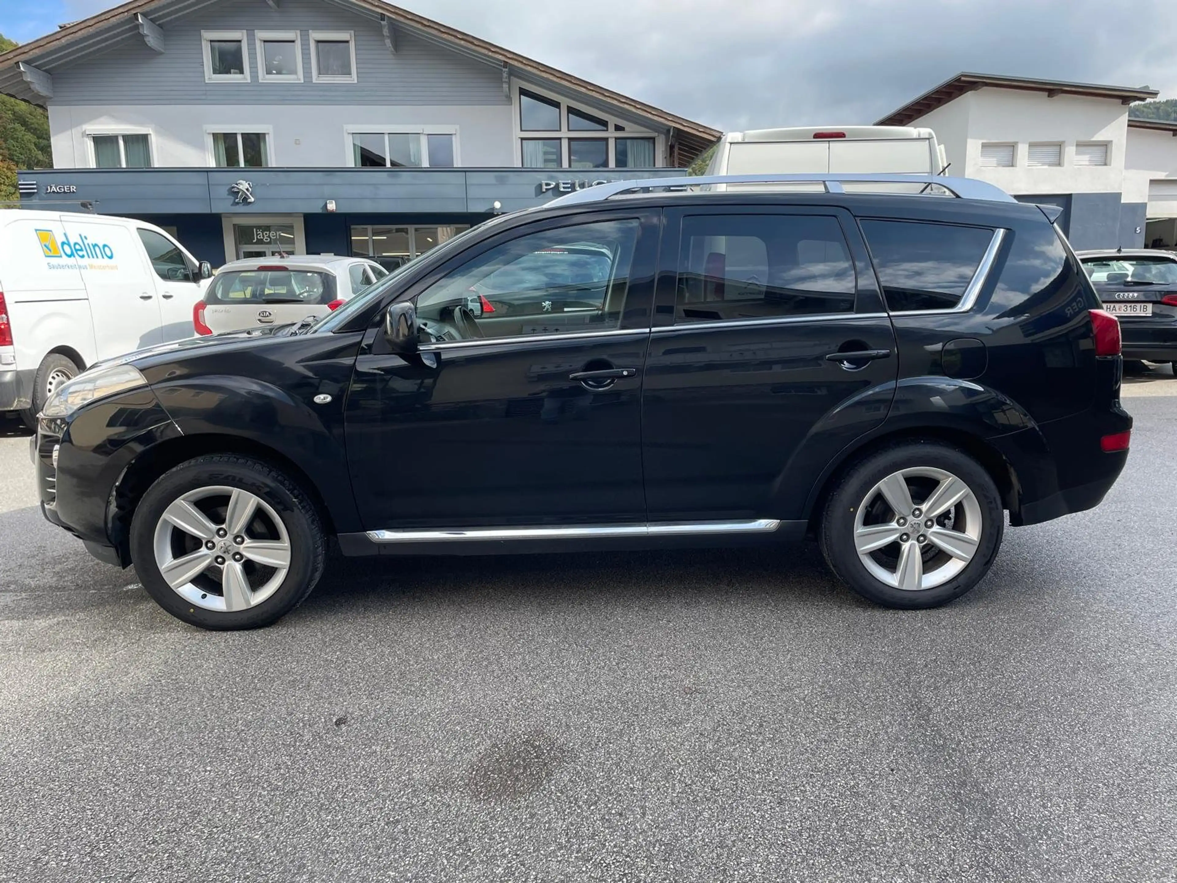 Peugeot 4007 4007 2,2 HDi 160 FAP DCS6 Exclusive Exclusive — photo 3