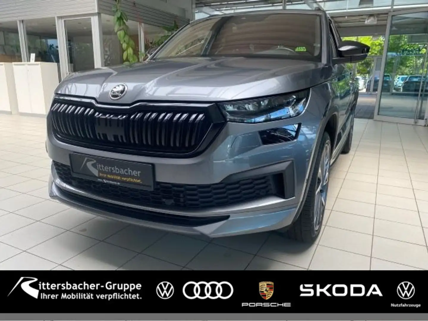 Skoda Kodiaq Sportline 2.0 TDI DSG 4x4 AHK Navi Kamera Grau - 1