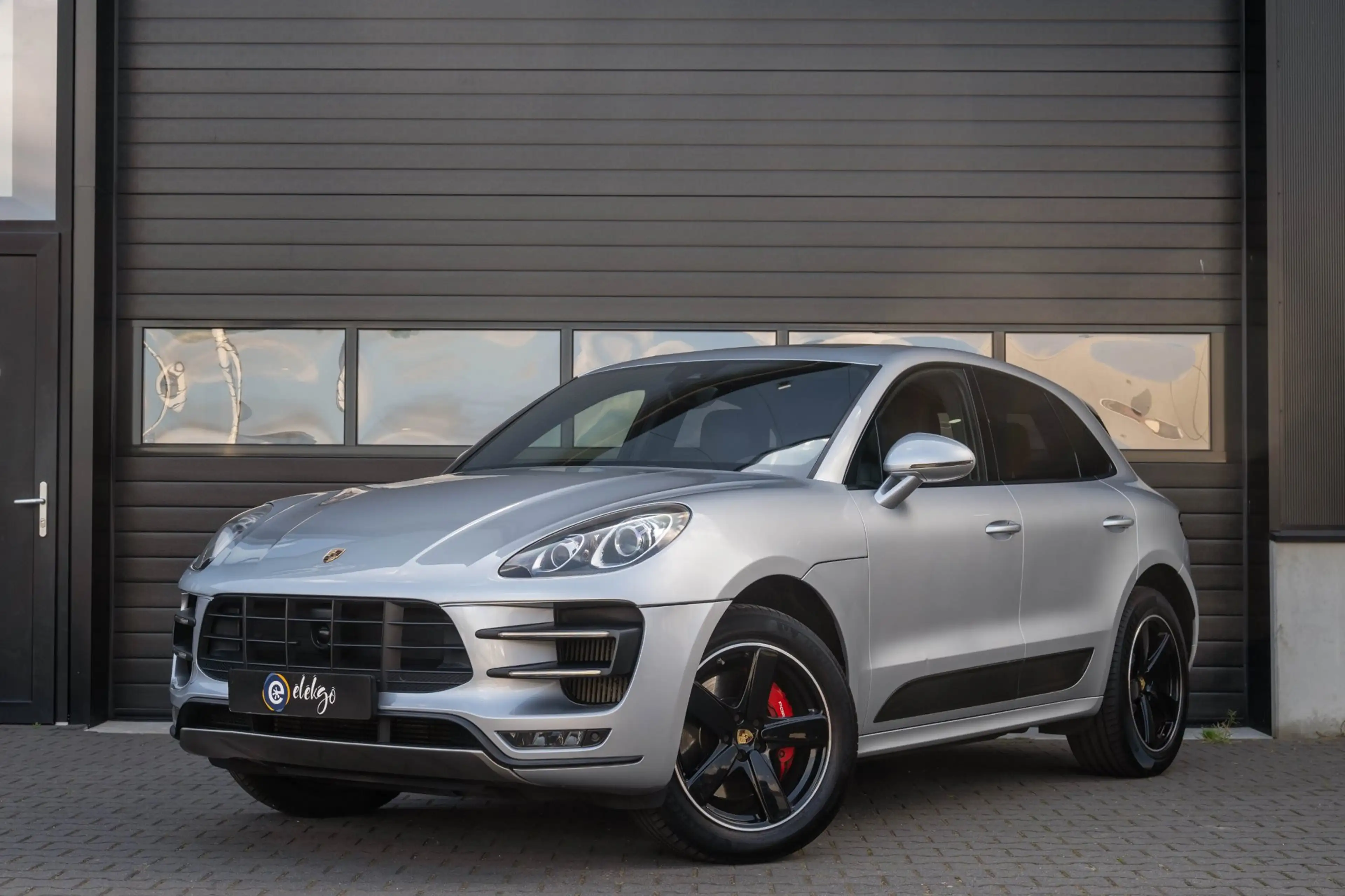 Porsche Macan 3.6 Turbo 400PK|PANO|Luchtvering|Sport-Chrono|Trek