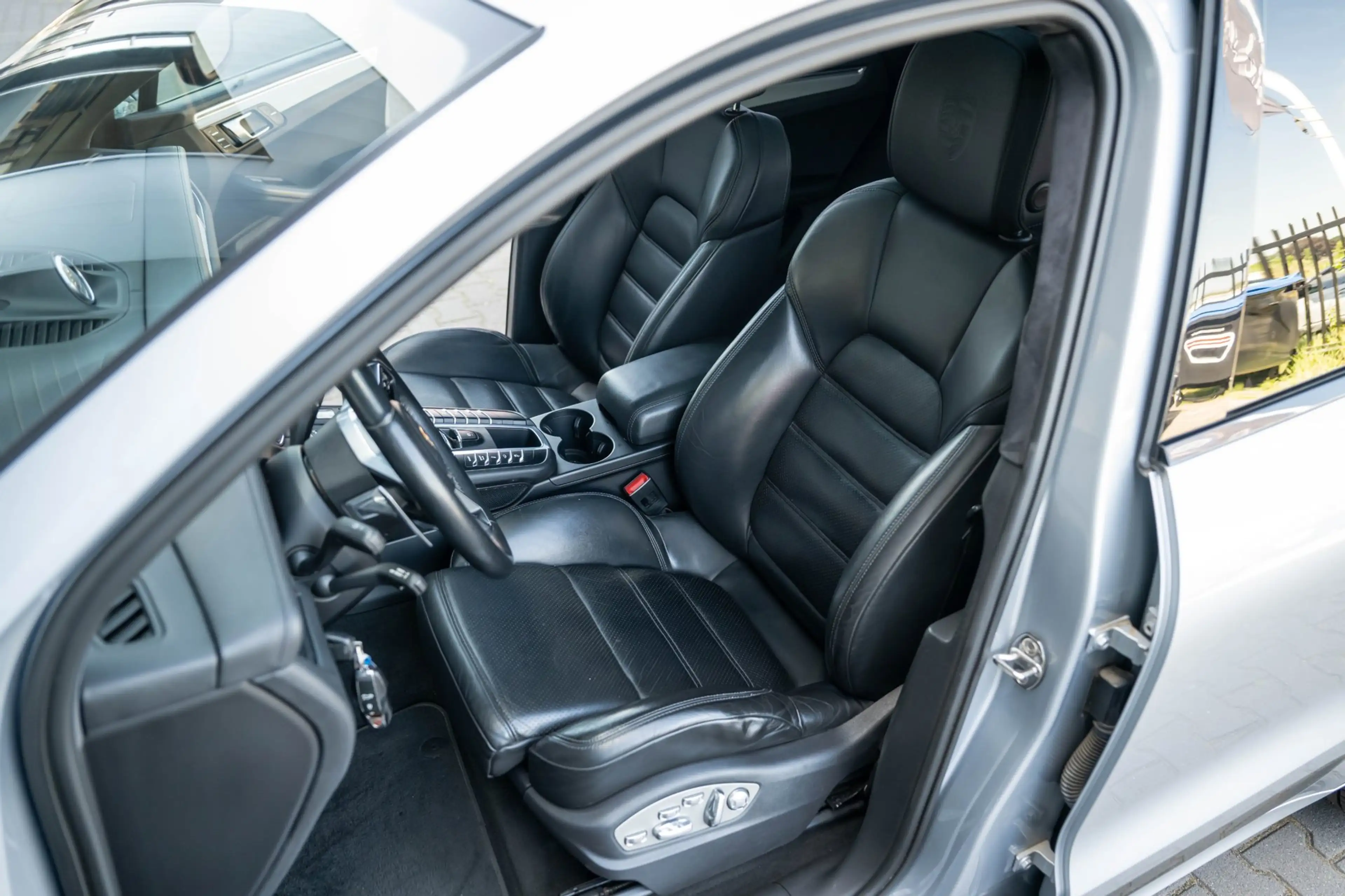 Porsche Macan 3.6 Turbo 400PK|PANO|Luchtvering|Sport-Chrono|Trek — photo 21
