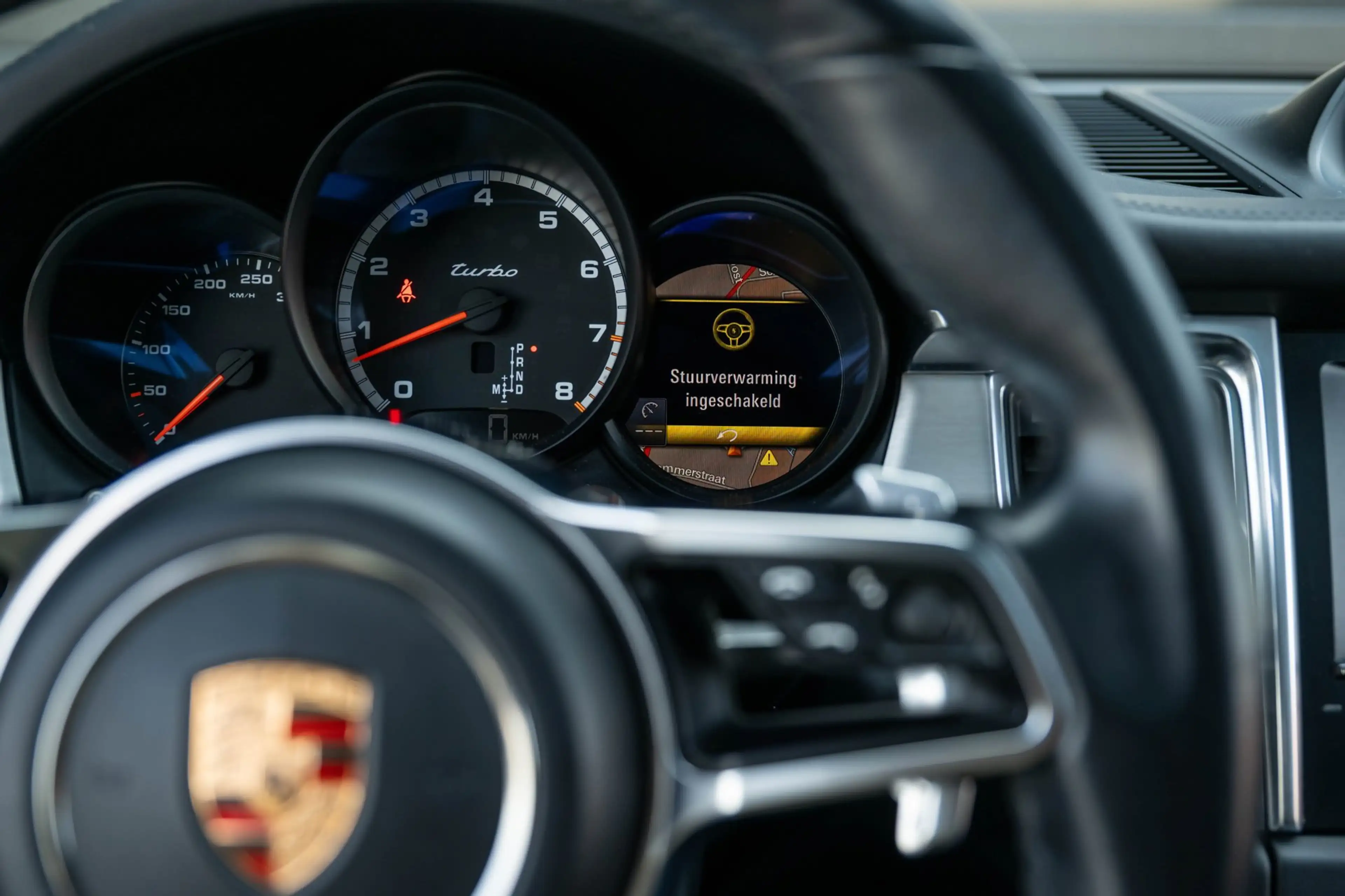 Porsche Macan 3.6 Turbo 400PK|PANO|Luchtvering|Sport-Chrono|Trek — photo 29