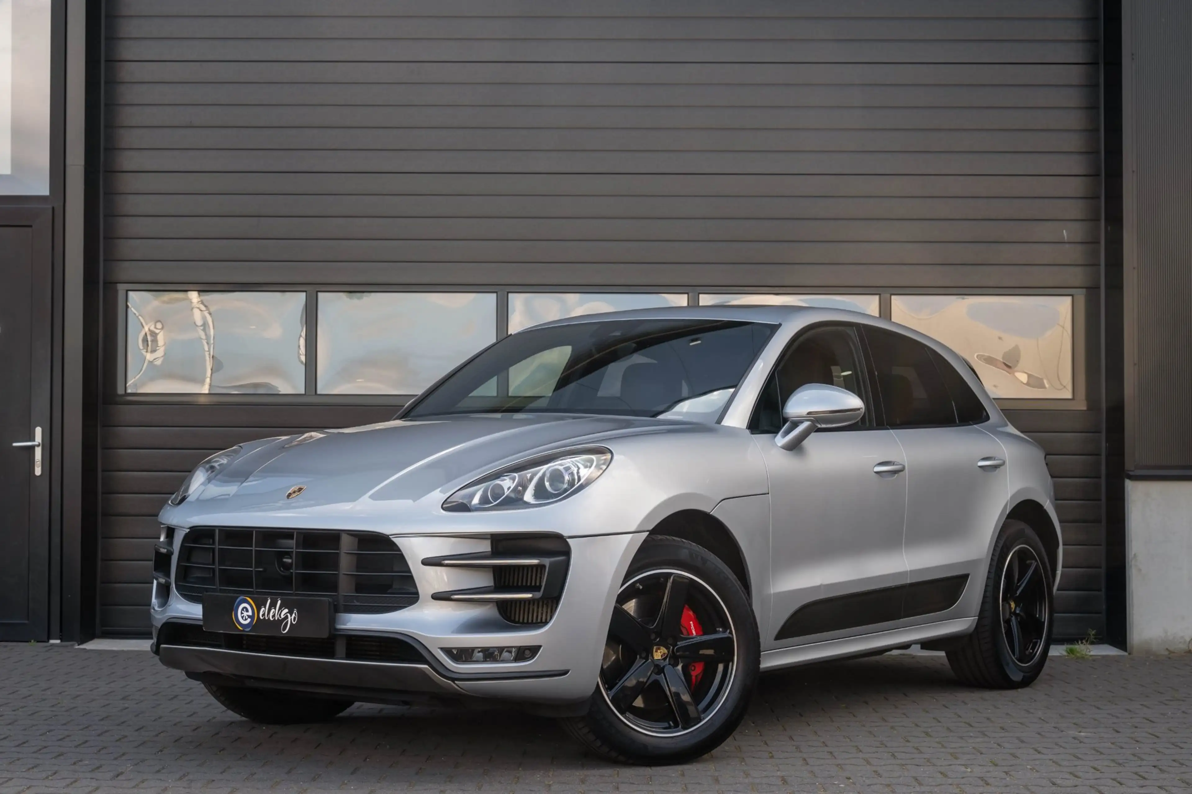 Porsche Macan 3.6 Turbo 400PK|PANO|Luchtvering|Sport-Chrono|Trek — photo 38