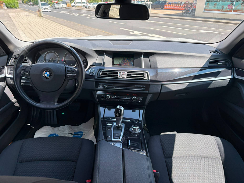 BMW 520 5er Touring Diesel 520d Sport-Aut.*Spurwechselassistent*Sitzheizung* — photo 11