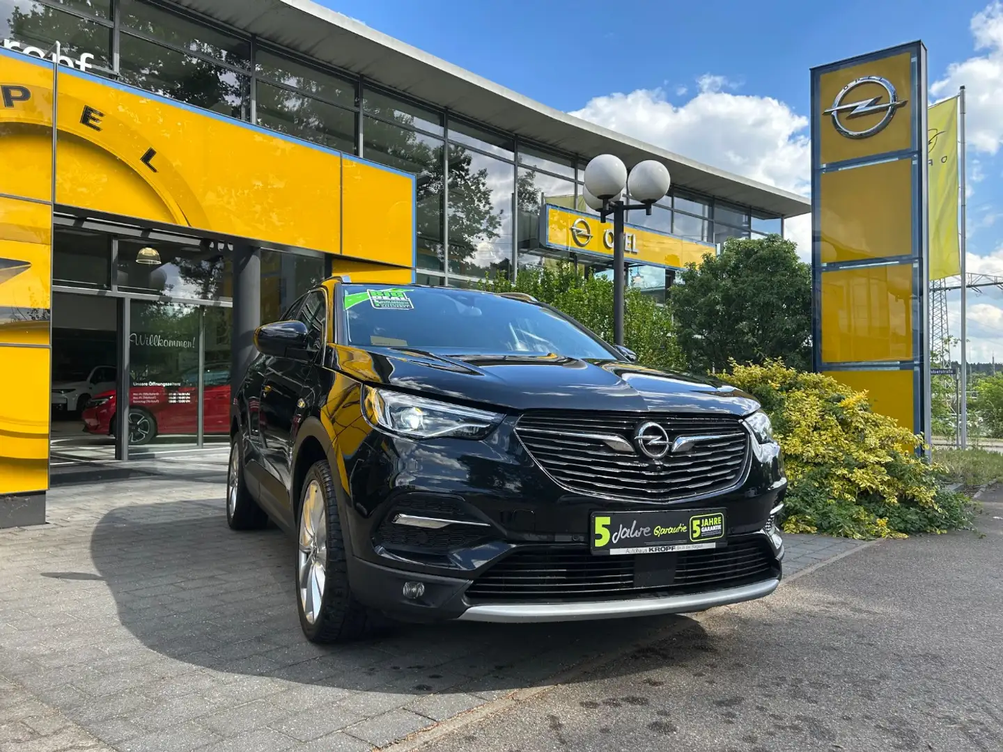 Opel Grandland X 1.5 D Ultimate *360°, SHZ, NAVI* Schwarz - 2