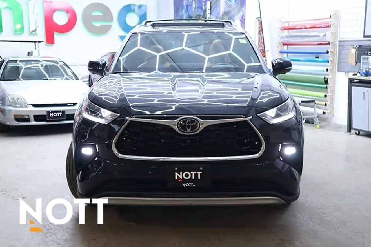 Toyota Highlander снимка Toyota Highlander