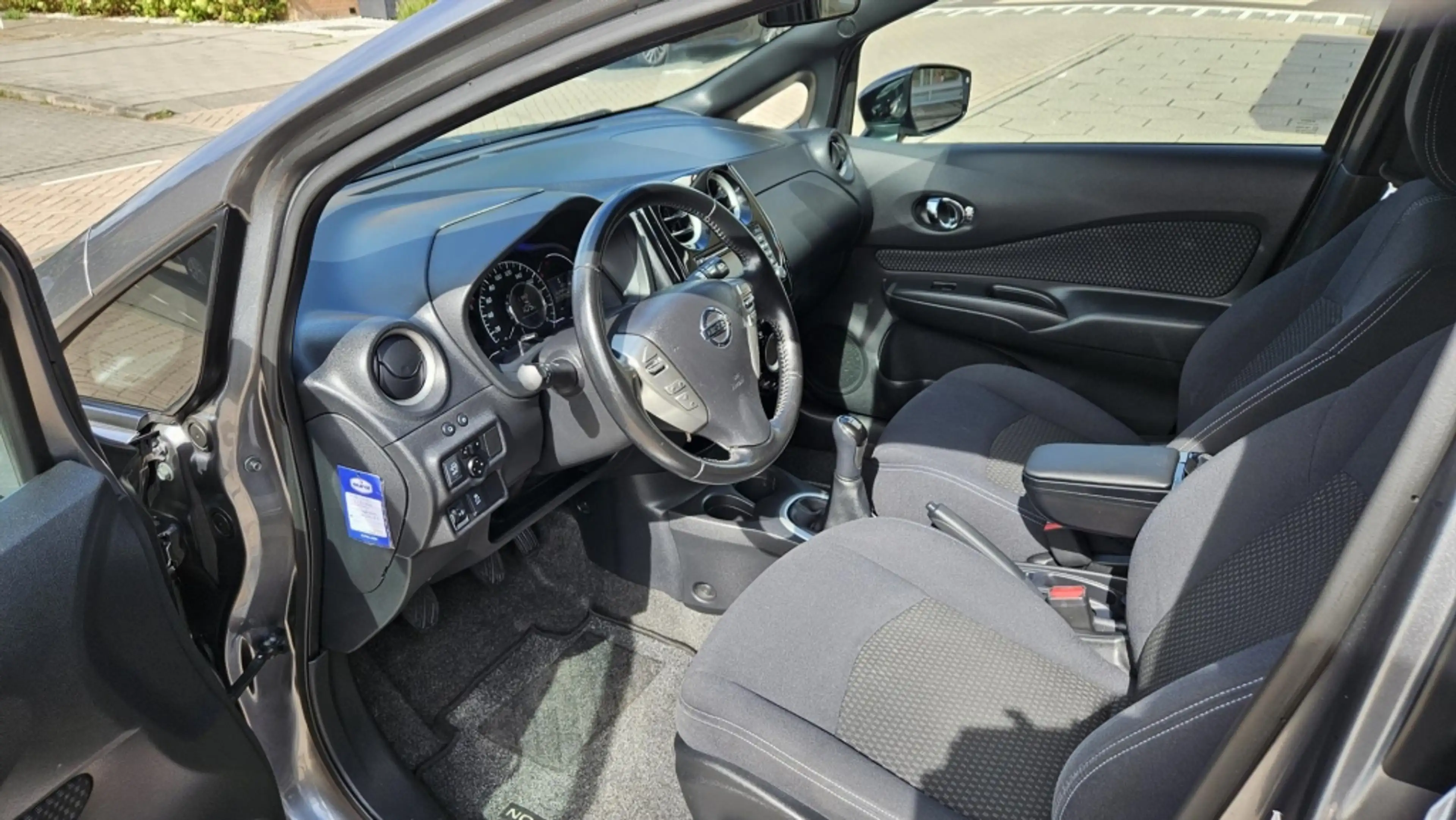 Nissan Note 1.2 59KW/80PK Black Edition — photo 7