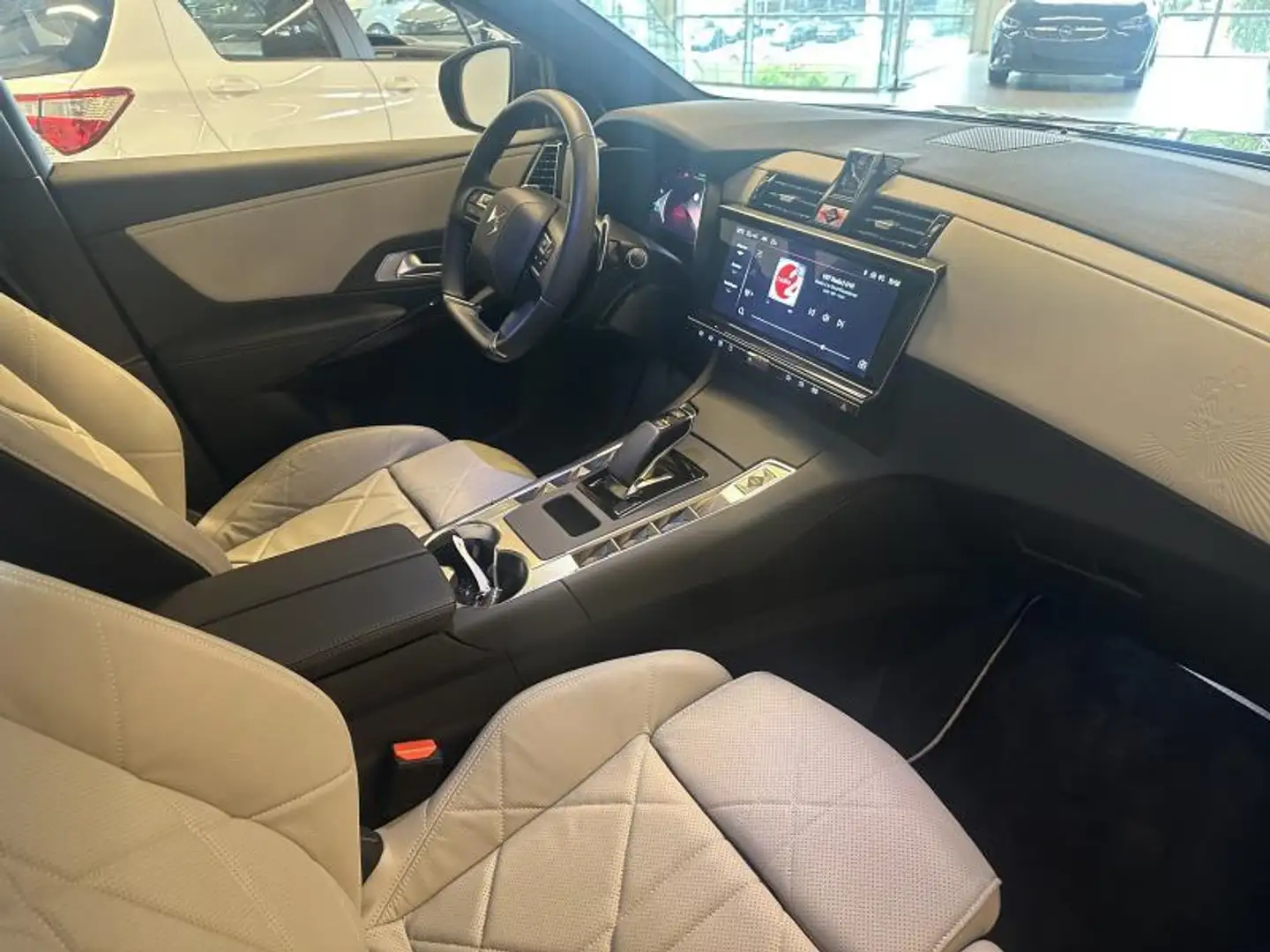 DS Automobiles DS 7 Crossback E-TENSE ESPRIT DE VOYAGE Gris - 2