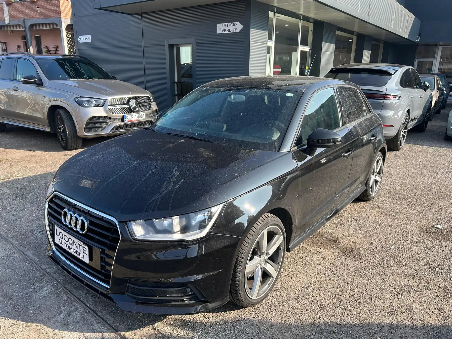 Audi A1 Sportback 1.0 tfsi ultra Sport 95cv Noir - 1