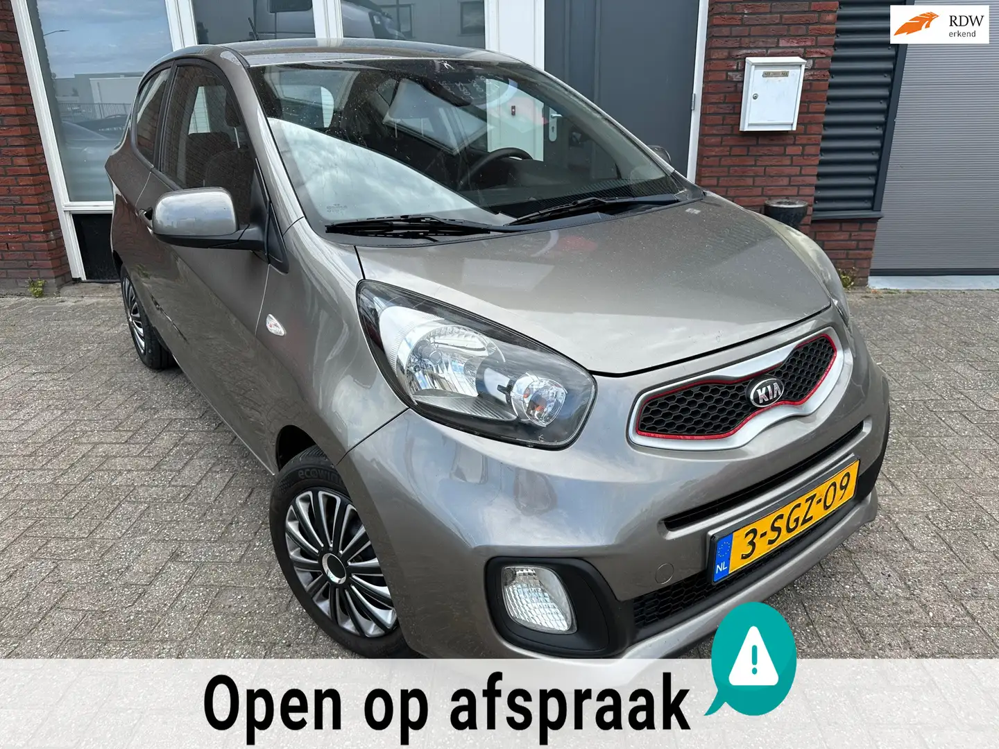 Kia Picanto 1.0 CVVT ISG Comfort Pack / Airco / NAP / AUX Gris - 1