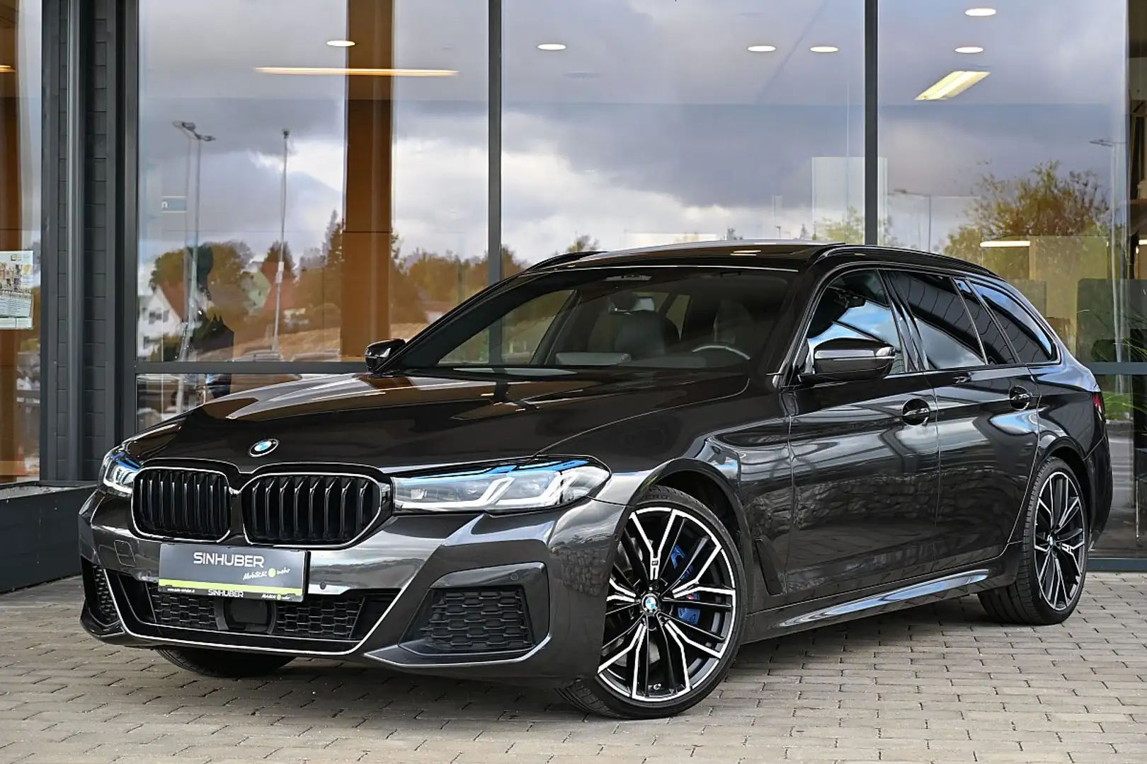 BMW 540 d 48 V Touring xDrive Aut. NP €117k ACC, Laser,... Gris - 1