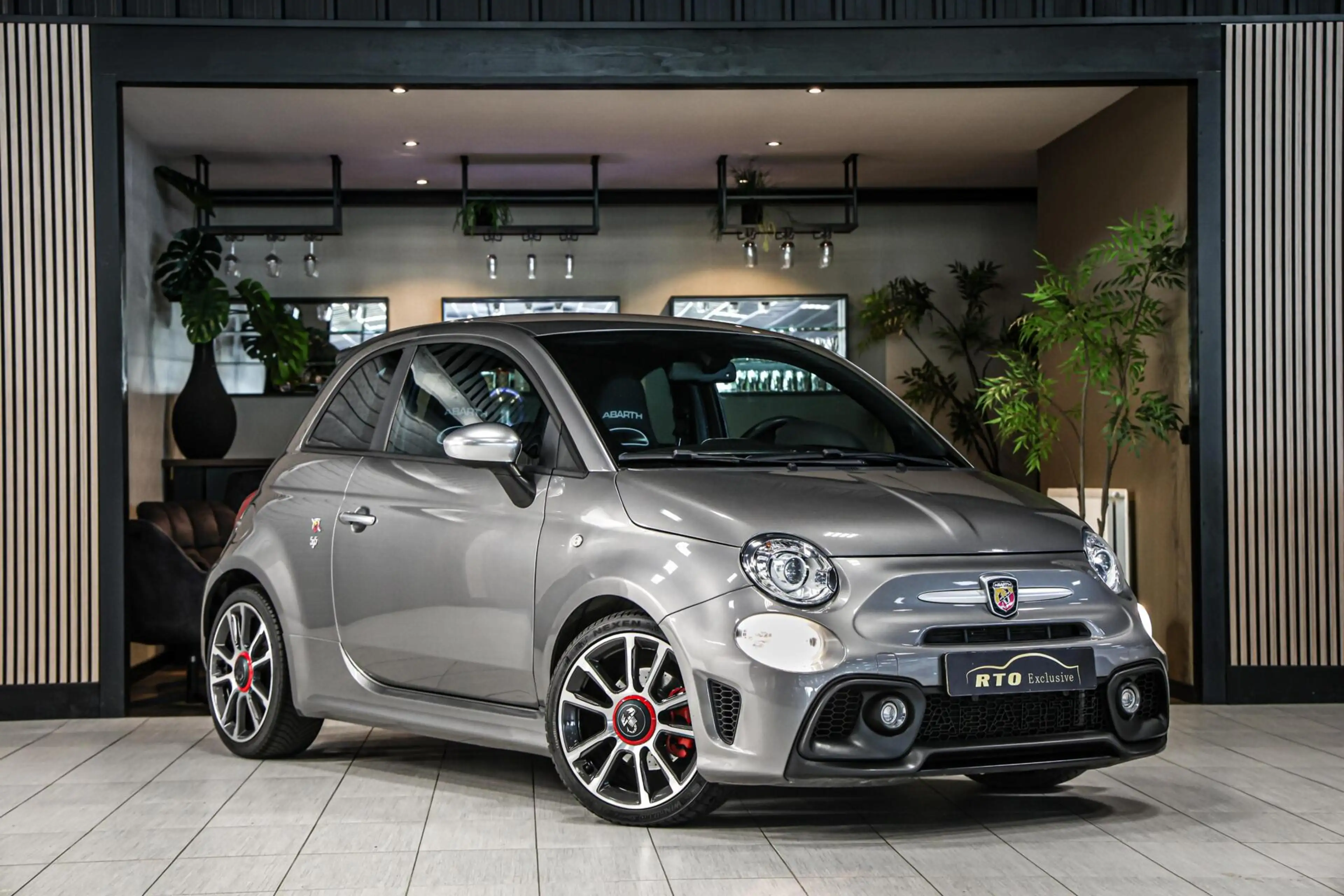 Fiat 595 Abarth 1.4 T-Jet 595 Turismo — photo 4