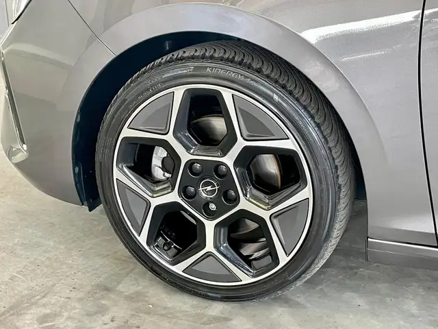 Opel Astra view 9