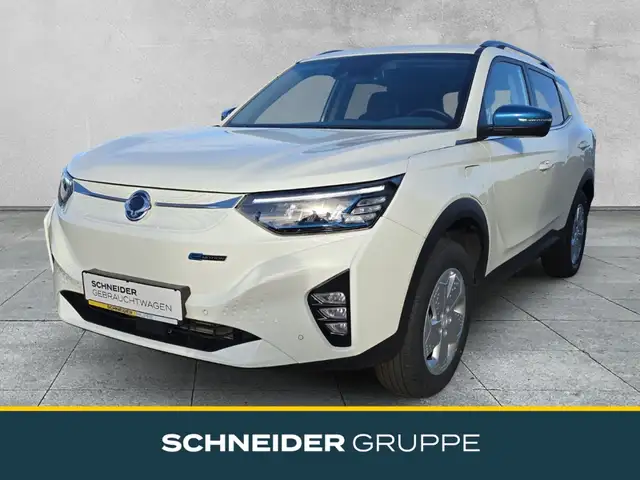 SsangYong Korando e-MOTION TITANIUM Titanium NAVI+LEDER+El.-SITZE