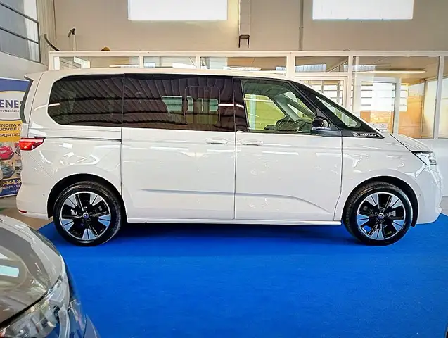 Volkswagen T7 Multivan TDI *AUTOCARRO N1 + IVA* MATRIX IQLIGHT 19" GANCIO