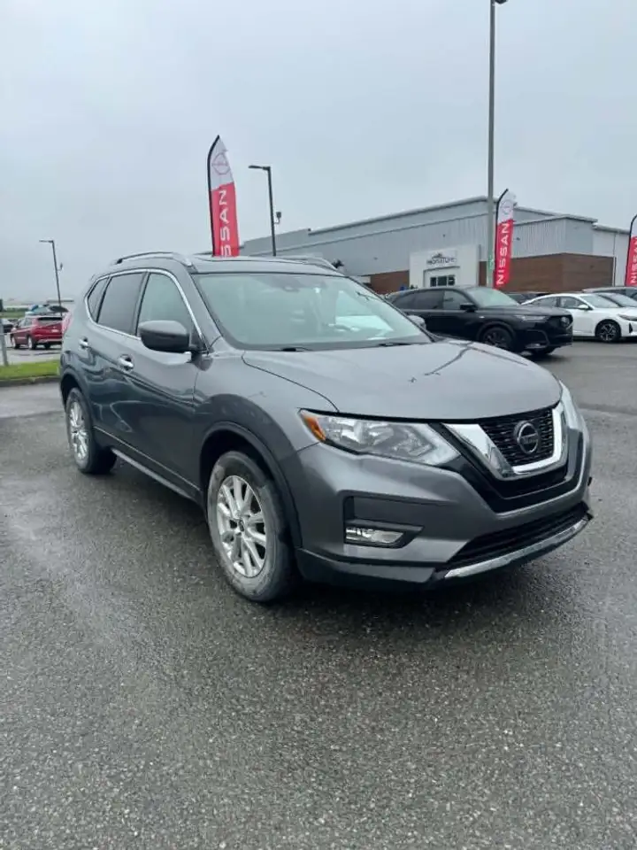 Nissan Rogue снимка Nissan Rogue
