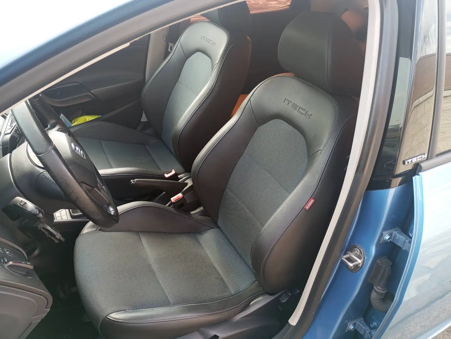 SEAT Ibiza Ibiza 1.2 Tsi Reference 85 Reference Azul - 1