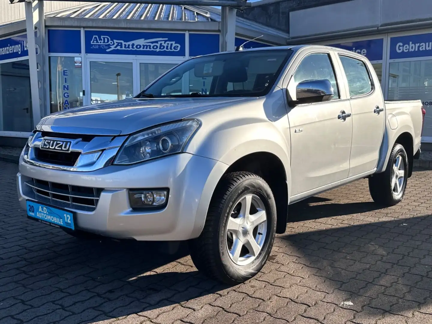 Isuzu D-Max Single Cab 4WD Basis Grau - 1