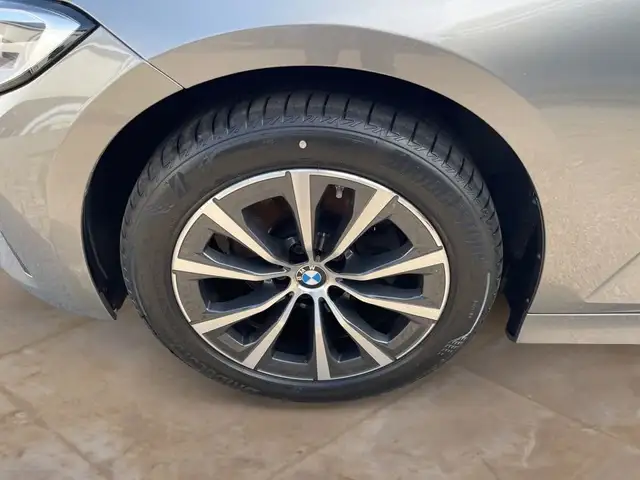 BMW 3 Series view 2