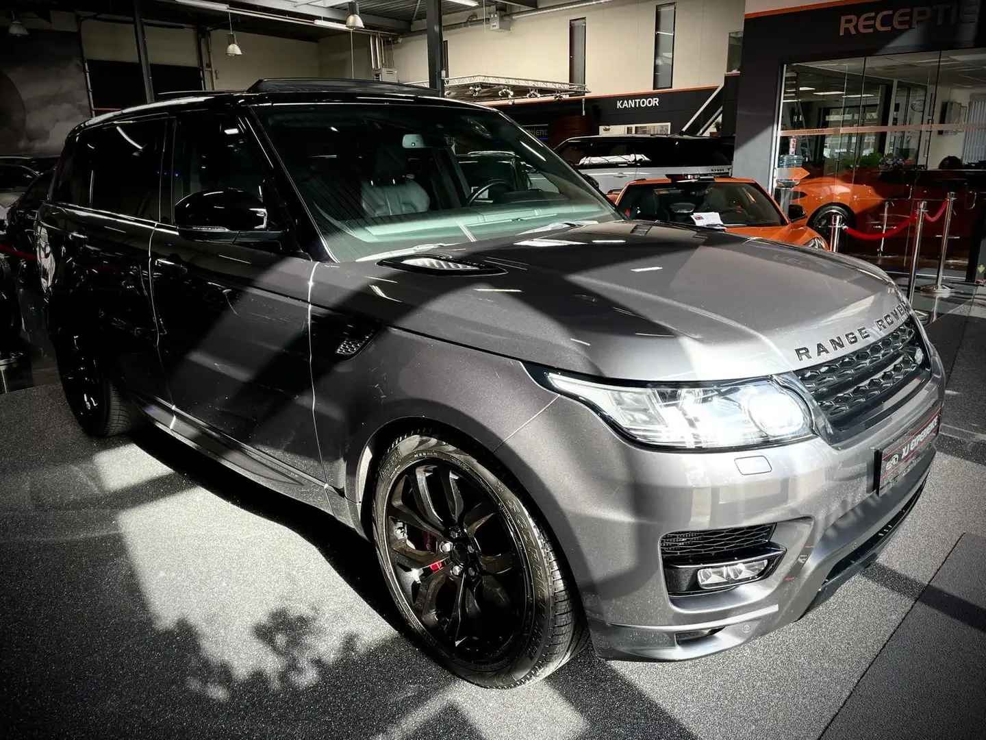 Land Rover Range Rover Sport 4.4 SDV8 Autobiography Dynamic PANO Grijs - 2