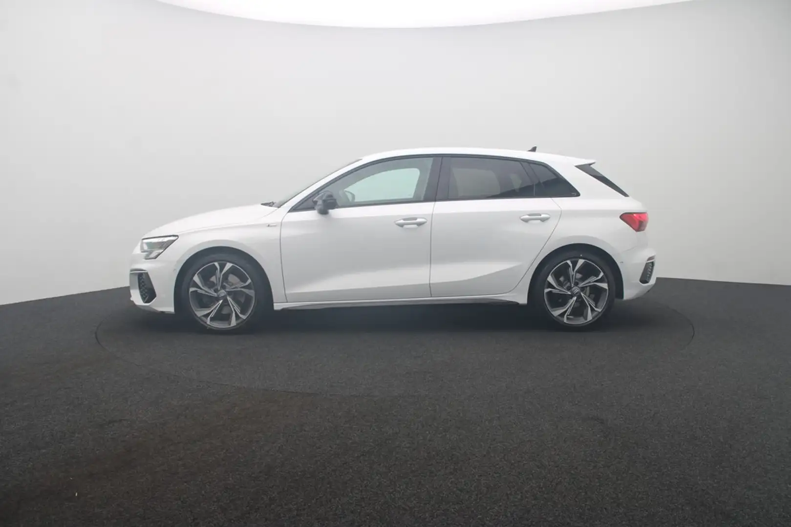 Audi A3 Sportback 35 TDI S line virt.Cockpit LED Navi Blanc - 2