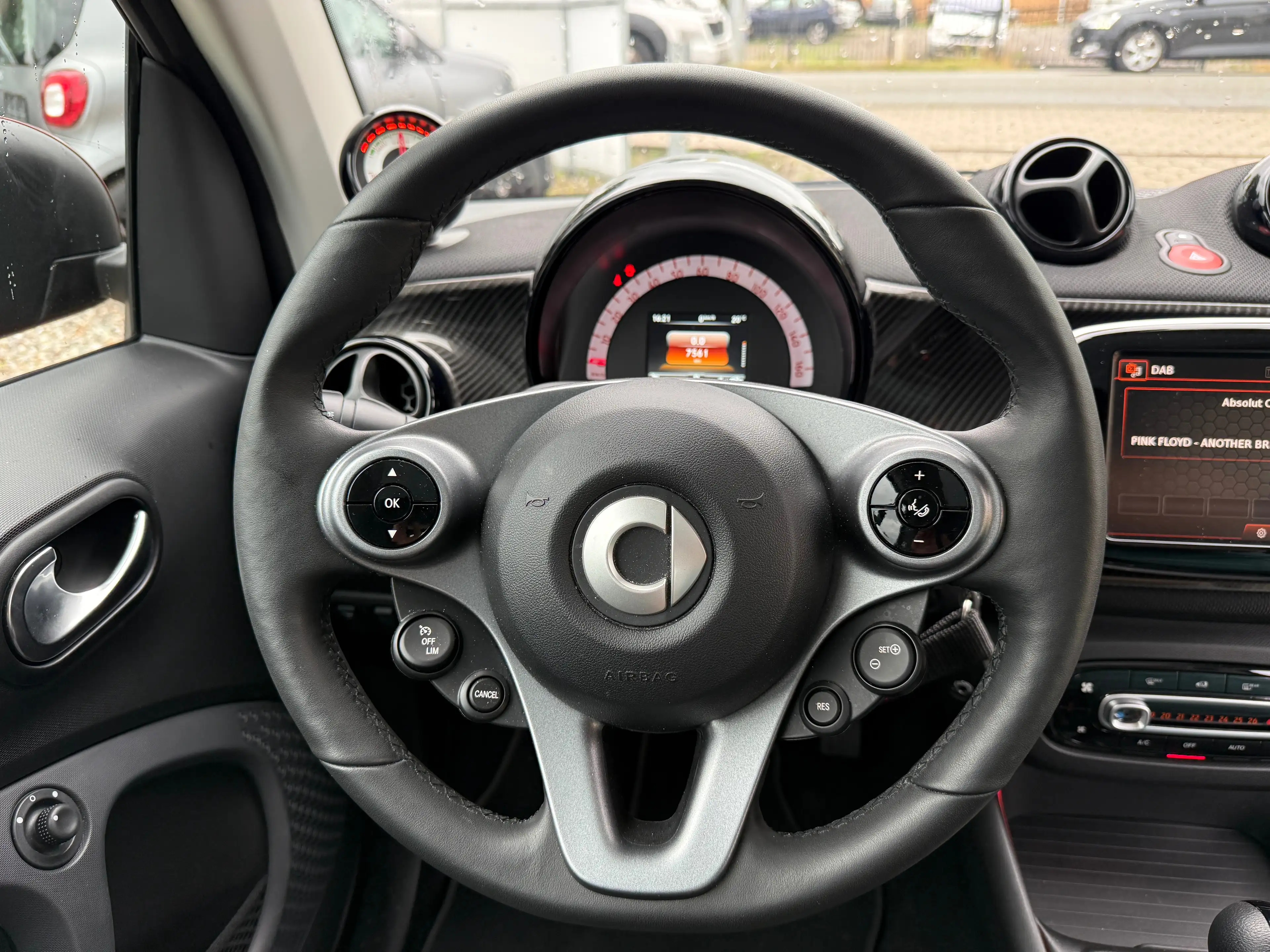 smart forTwo Smart EQ*EXCLUSIVE*LED*KAMERA*PDC*22KW*NEUWERTIG* — photo 15