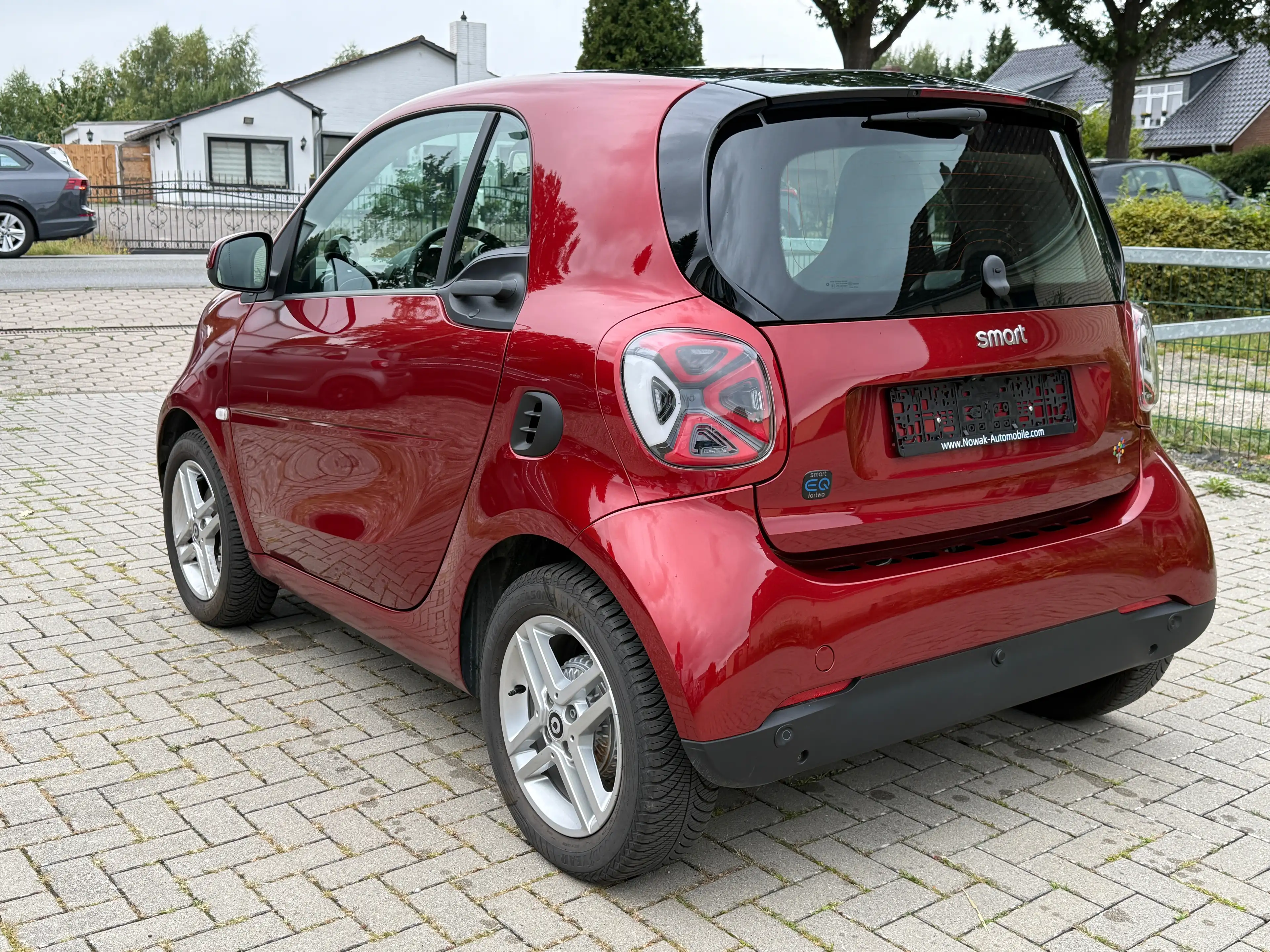 smart forTwo Smart EQ*EXCLUSIVE*LED*KAMERA*PDC*22KW*NEUWERTIG* — photo 5