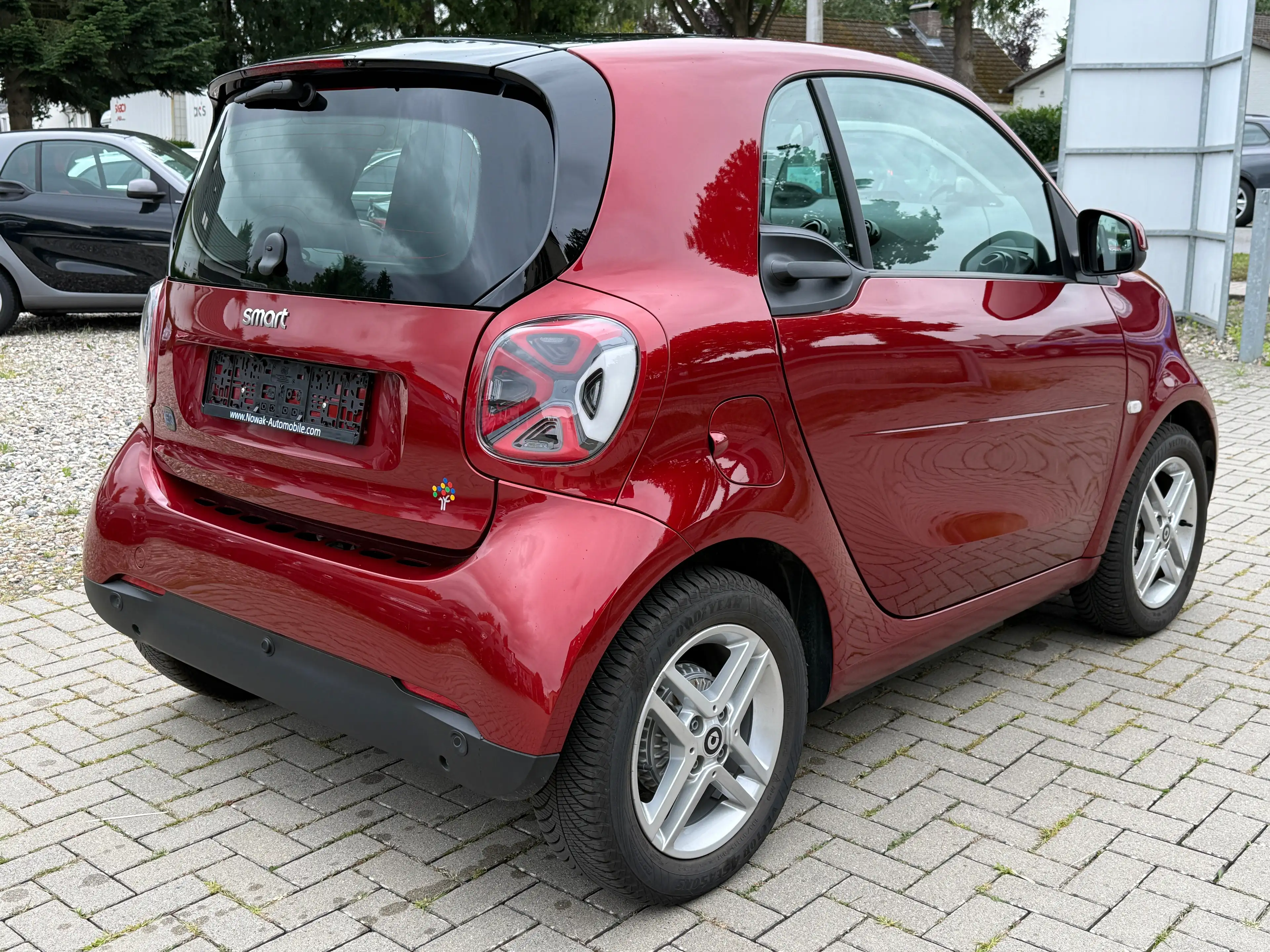 smart forTwo Smart EQ*EXCLUSIVE*LED*KAMERA*PDC*22KW*NEUWERTIG* — photo 7