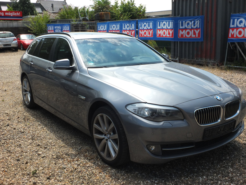 BMW 520 520d F11 STEPTRONIC NAVI XENON PANORAMA LEDER