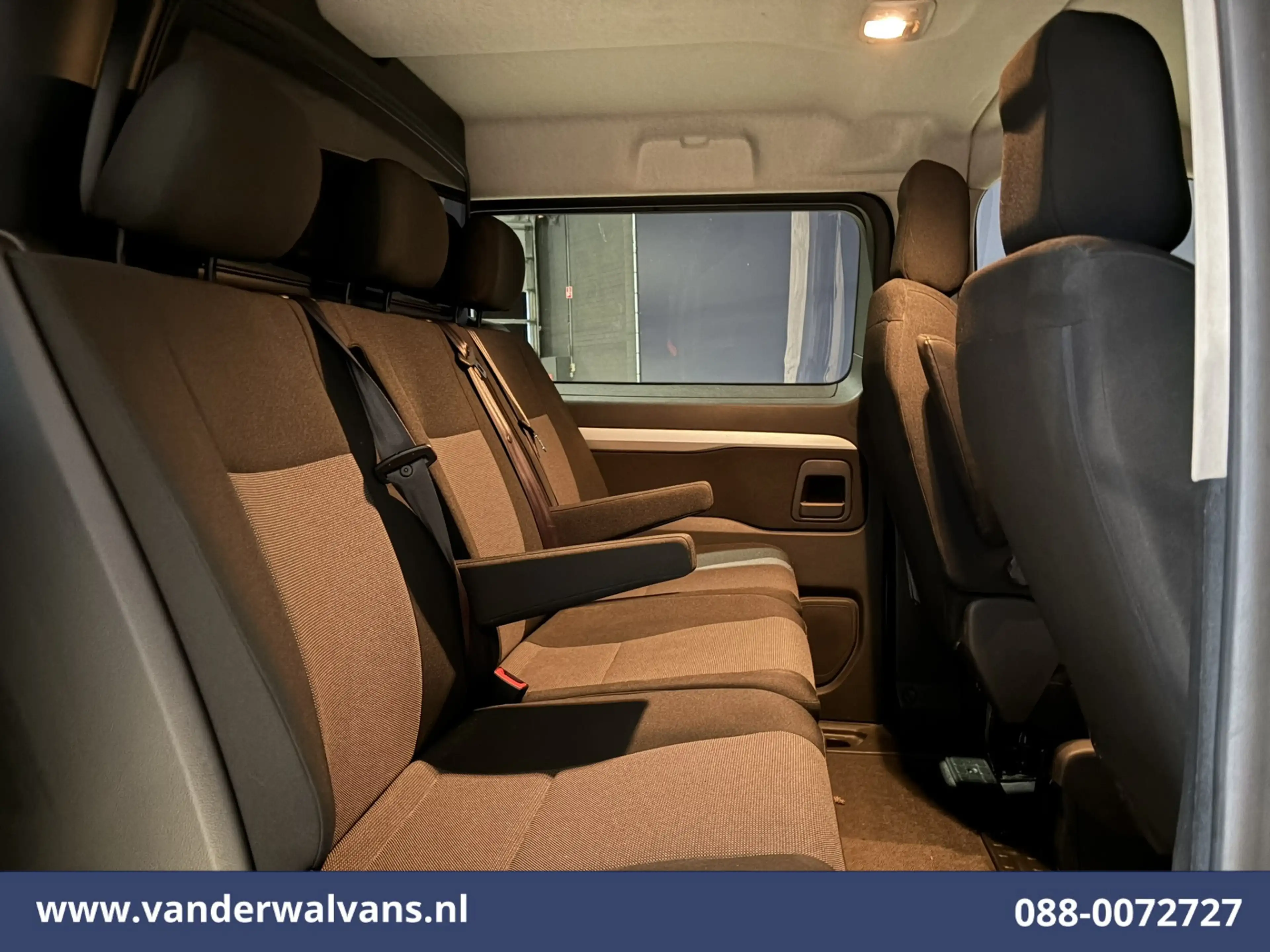 Peugeot Expert 2.0 BlueHDI 123pk L3H1 Dubbele Cabine Euro6 Airco — photo 2