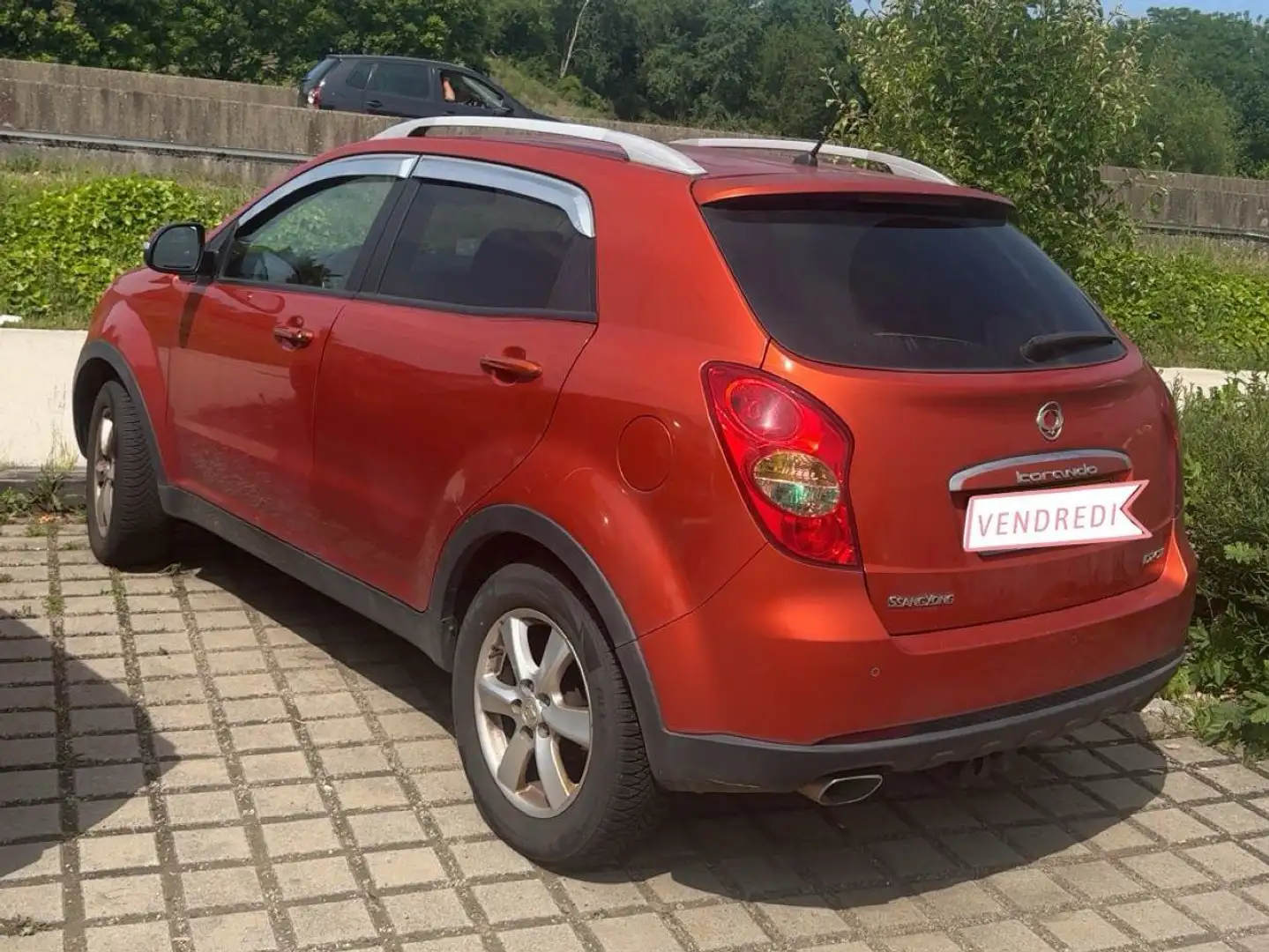SsangYong Korando Korando 200 e-XDI 2WD Confort Low Emission Orange - 2