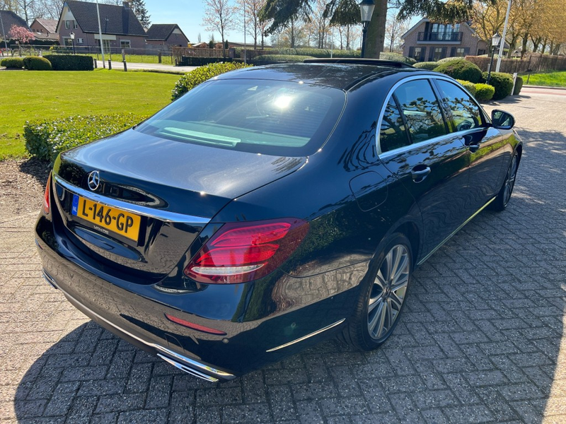 Mercedes-Benz E 400 E 400d 4-Matic, Distronic — photo 18