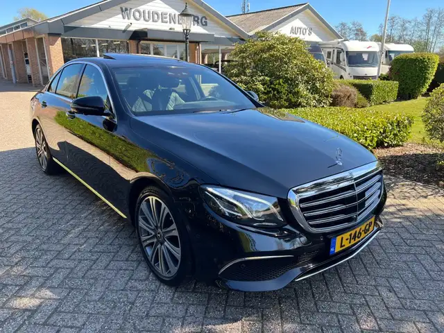 Mercedes-Benz E 400 E 400d 4-Matic, Distronic, Airmatic, Designo