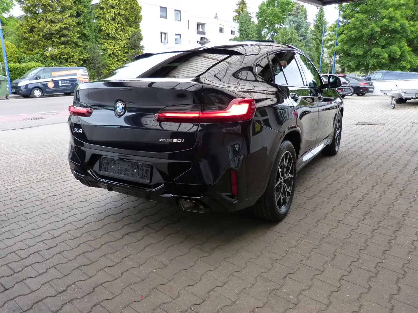BMW X4 xDrive 20 i M Sport PANO AHK HIFI ACC NAVI Nero - 2