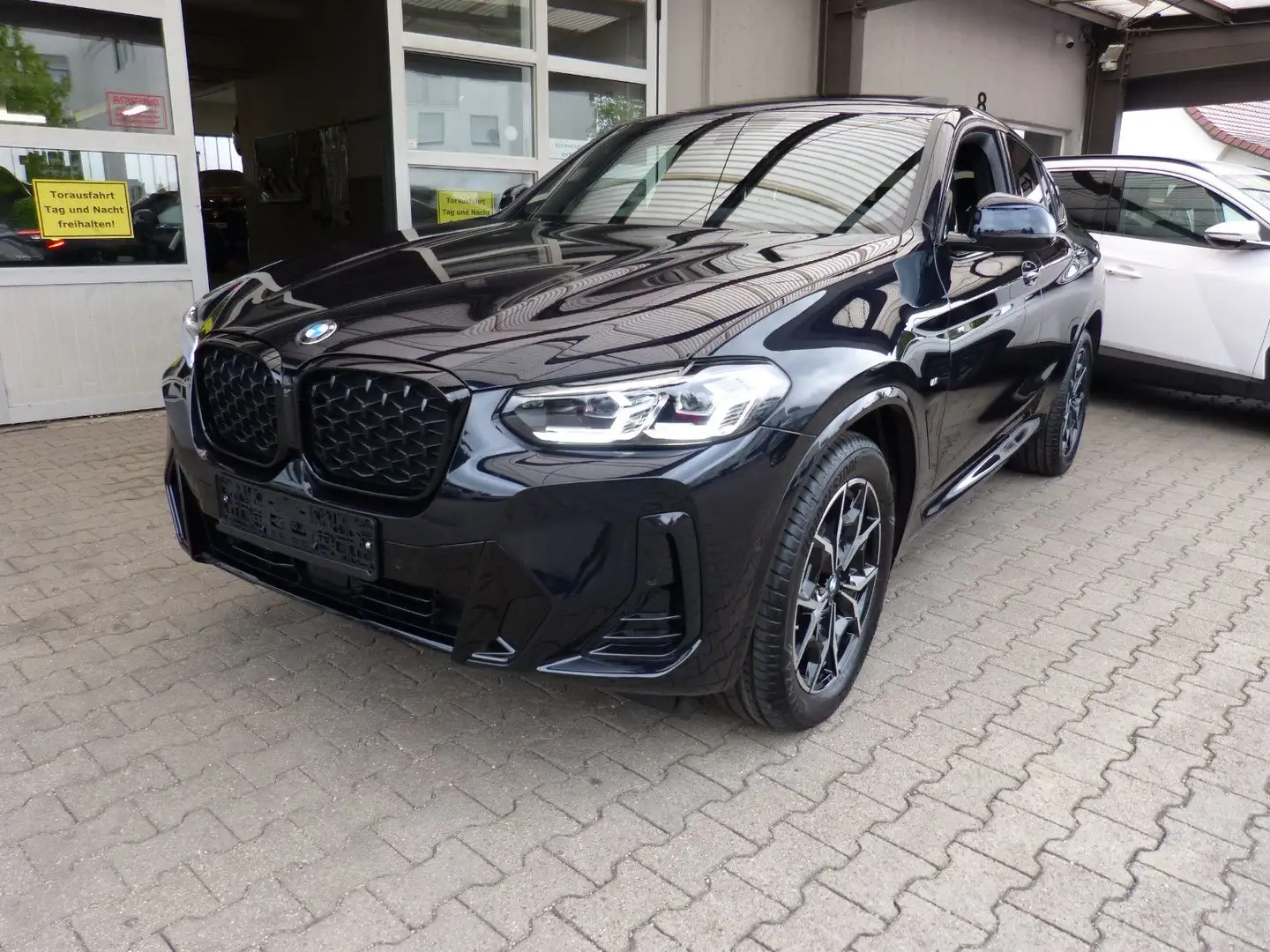 BMW X4 xDrive 20 i M Sport PANO AHK HIFI ACC NAVI Nero - 1