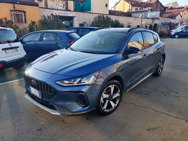 Ford Focus 1.0 ecoboost Design 125cv - SOLI 43.000 KM percorsi! Vettura tenuta maniacalmente, unico proprietario.
