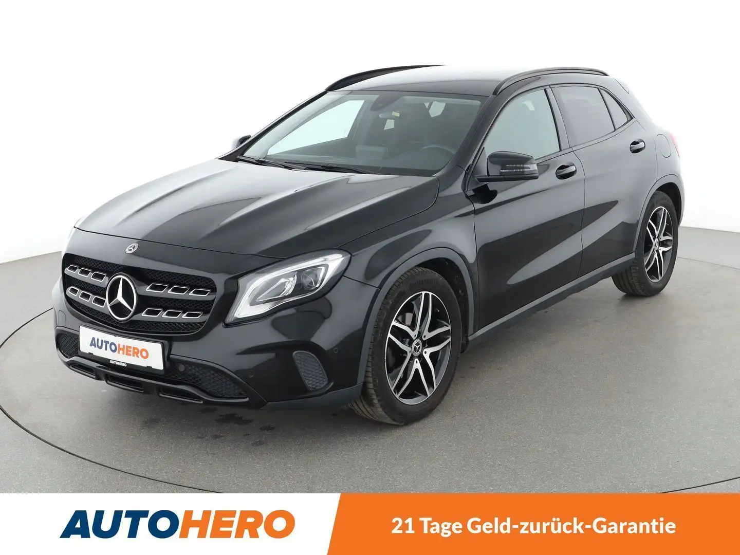 Mercedes-Benz GLA 220 GLA 220 d Urban Aut.*NAVI*TEMPO*LED*CAM*SHZ* Noir - 1