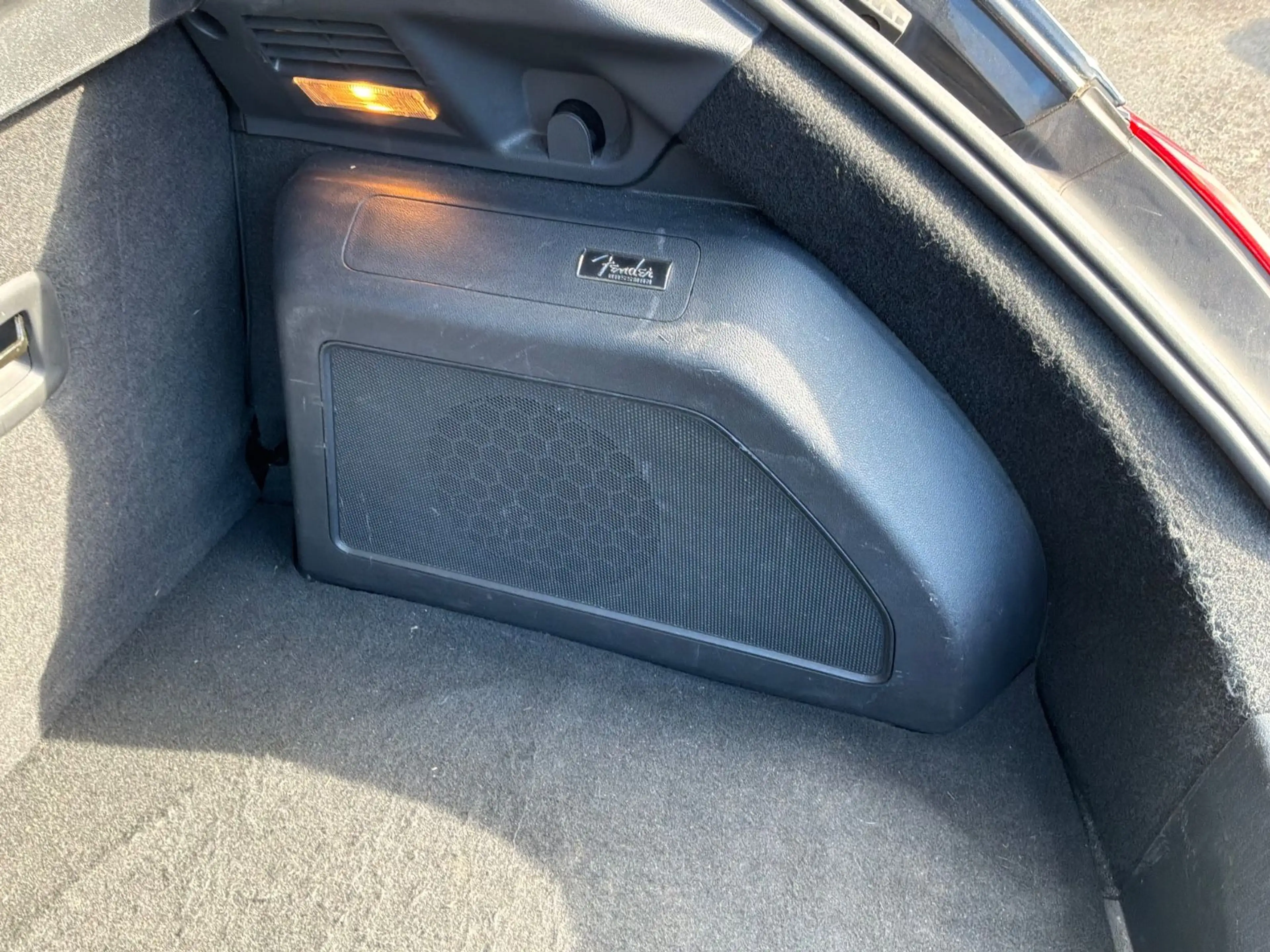 Volkswagen Beetle Club Fender Soundsystem — photo 5