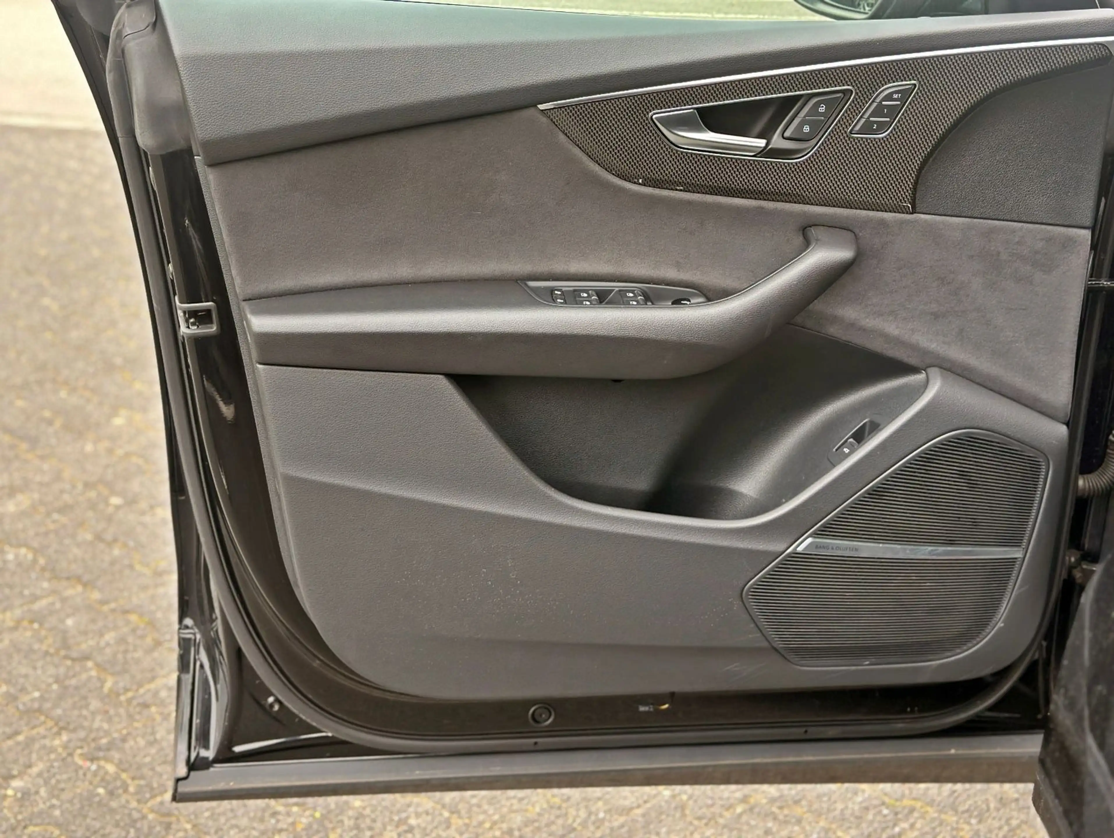 Audi SQ8 TFSI q compet+ BLACK PANO AHK B&O HuD STANDH — photo 6