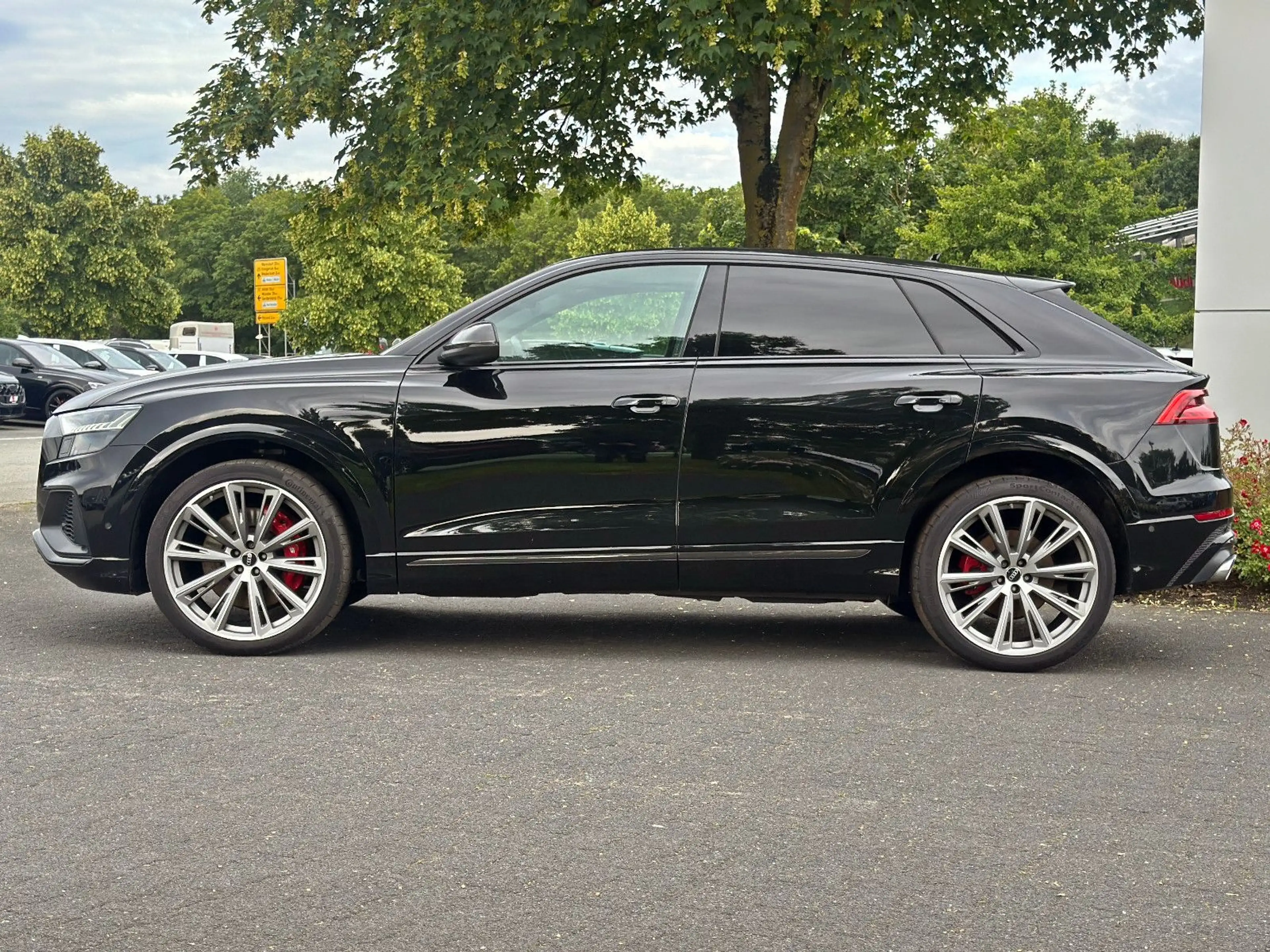 Audi SQ8 TFSI q compet+ BLACK PANO AHK B&O HuD STANDH — photo 4