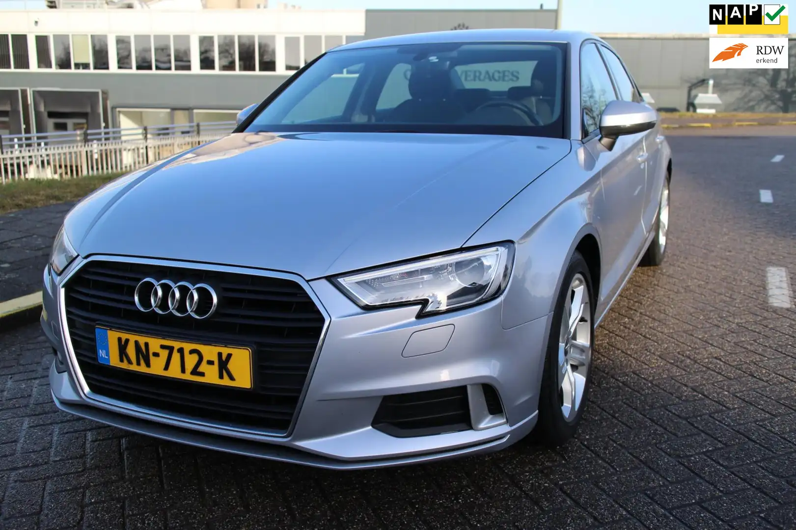 Audi A3 Limousine 1.0 TFSI Sport Pro Line Grey - 1