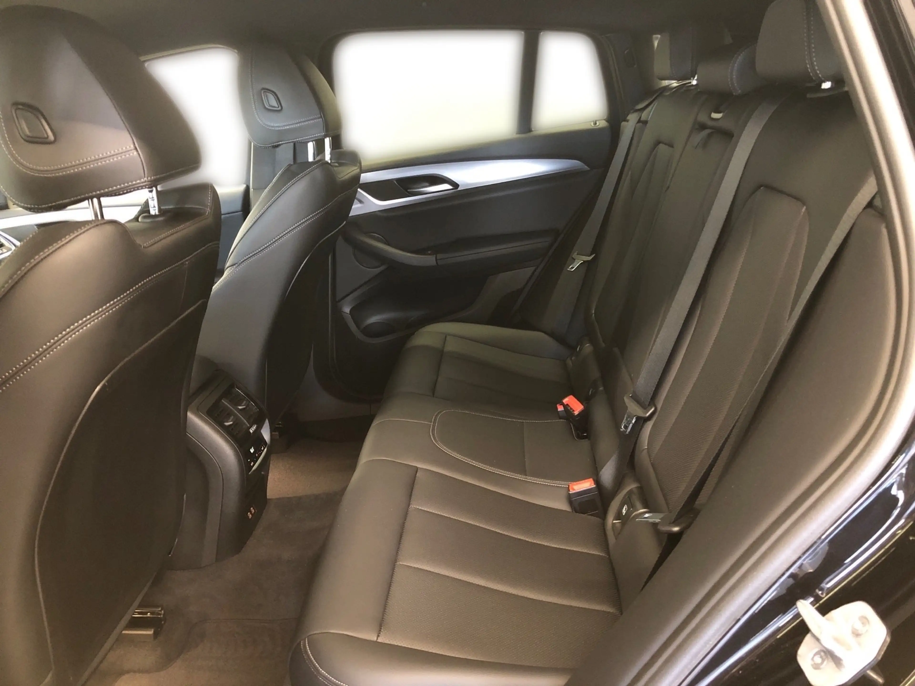 BMW X4 xDrive 20d — photo 7