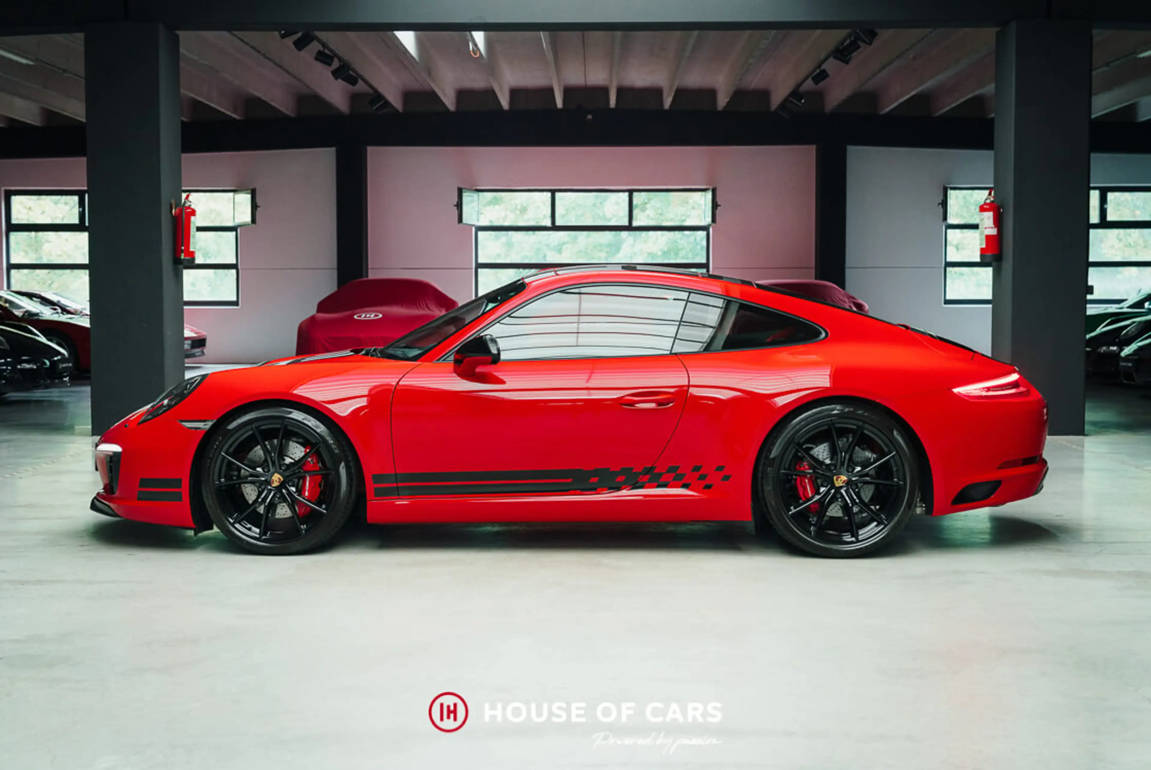 Porsche 911 991.2 CARRERA S COUPE PDK ENDURANCE RACING EDITION — photo 9