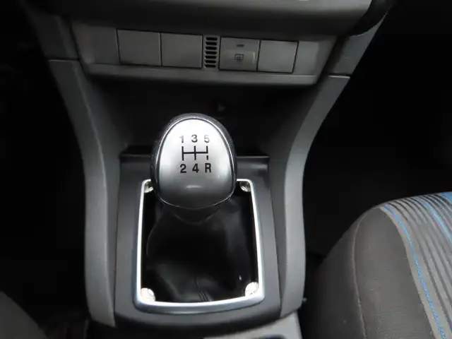 Ford Focus view 14