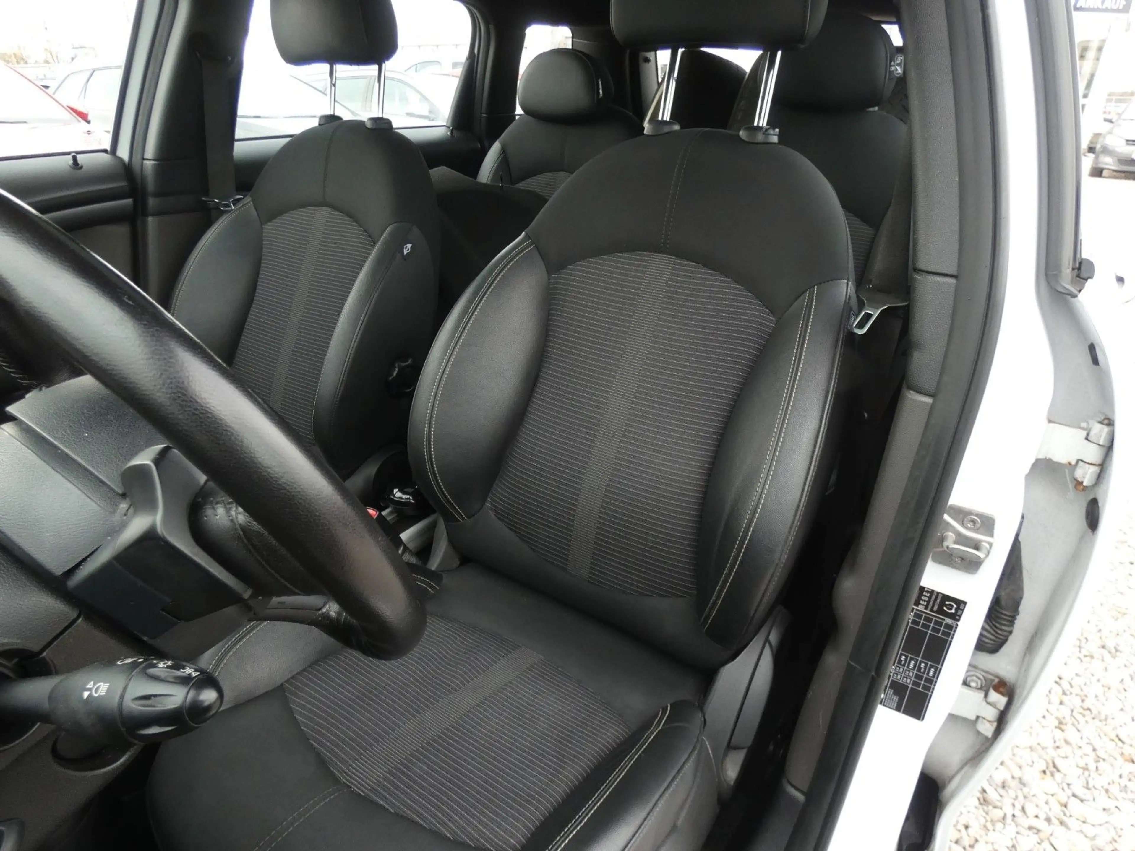 MINI Cooper SD Countryman Cooper SD*Panorama — photo 9